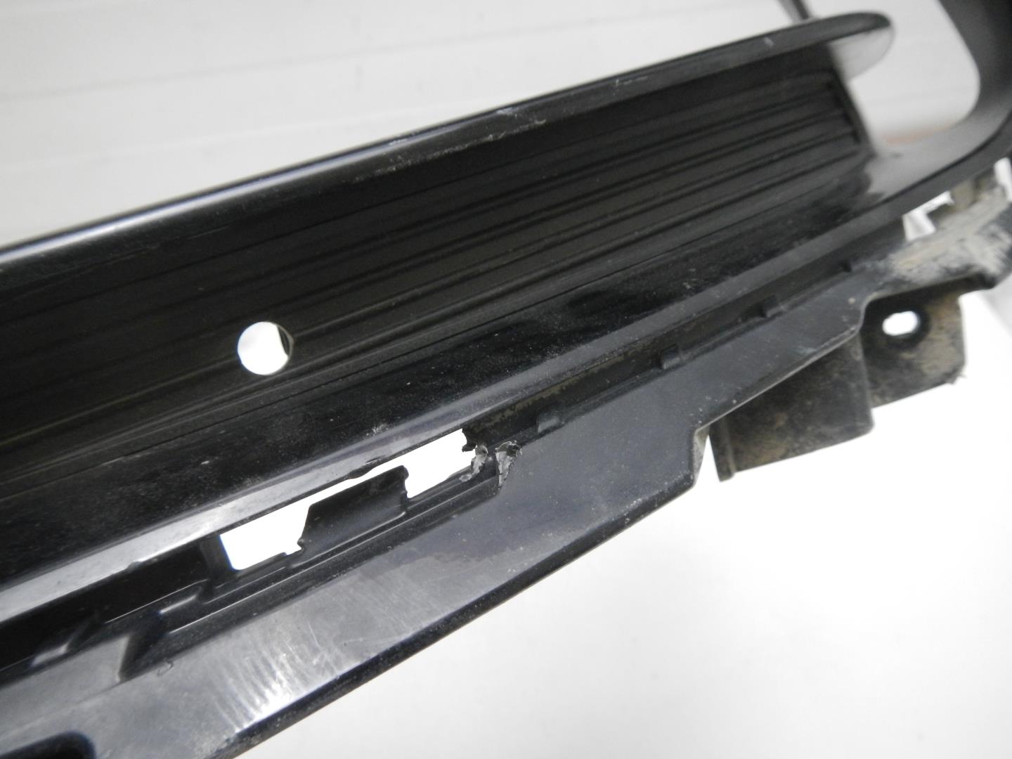 Решетка в бампер левая