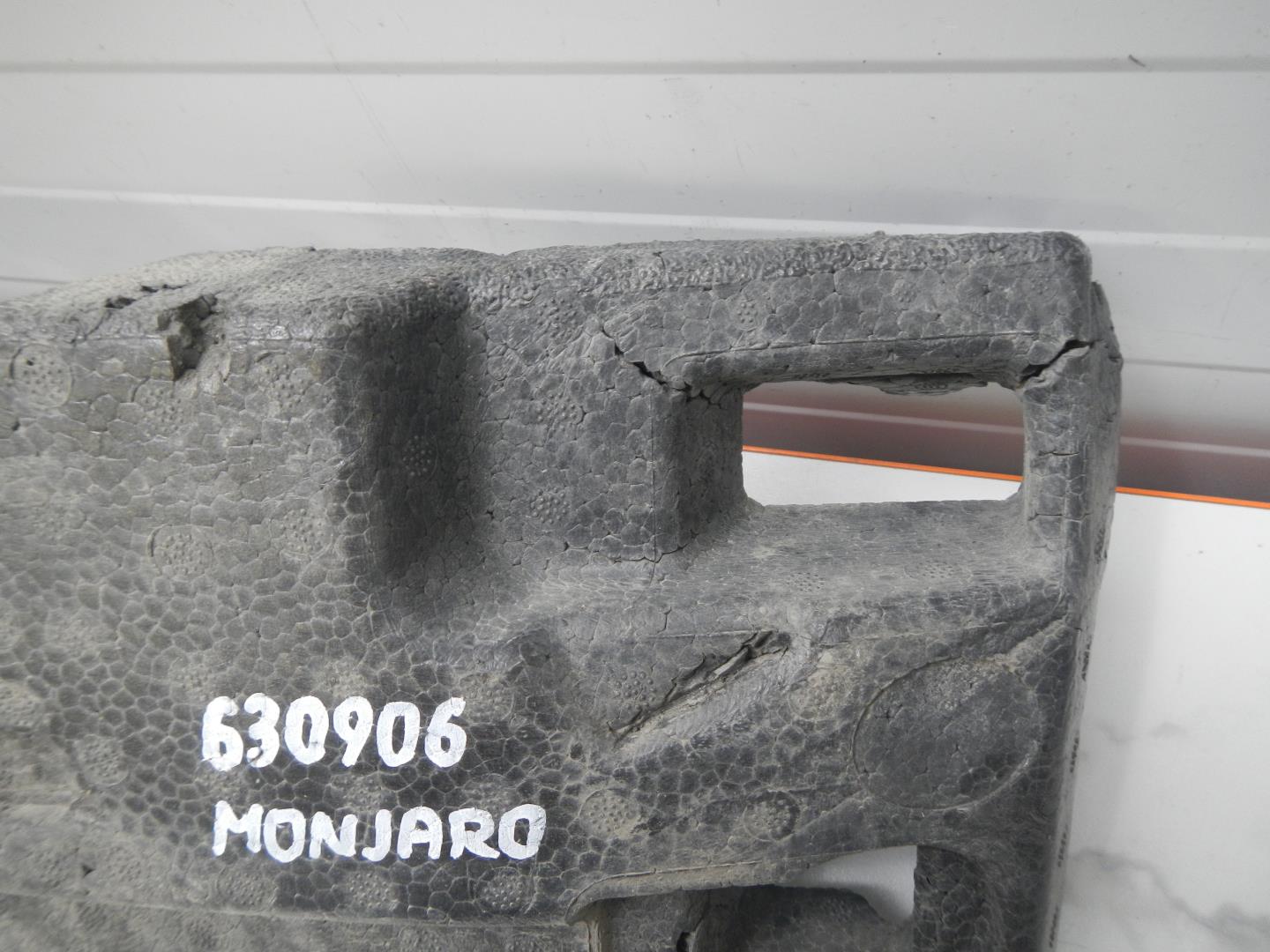 Наполнитель переднего бампера