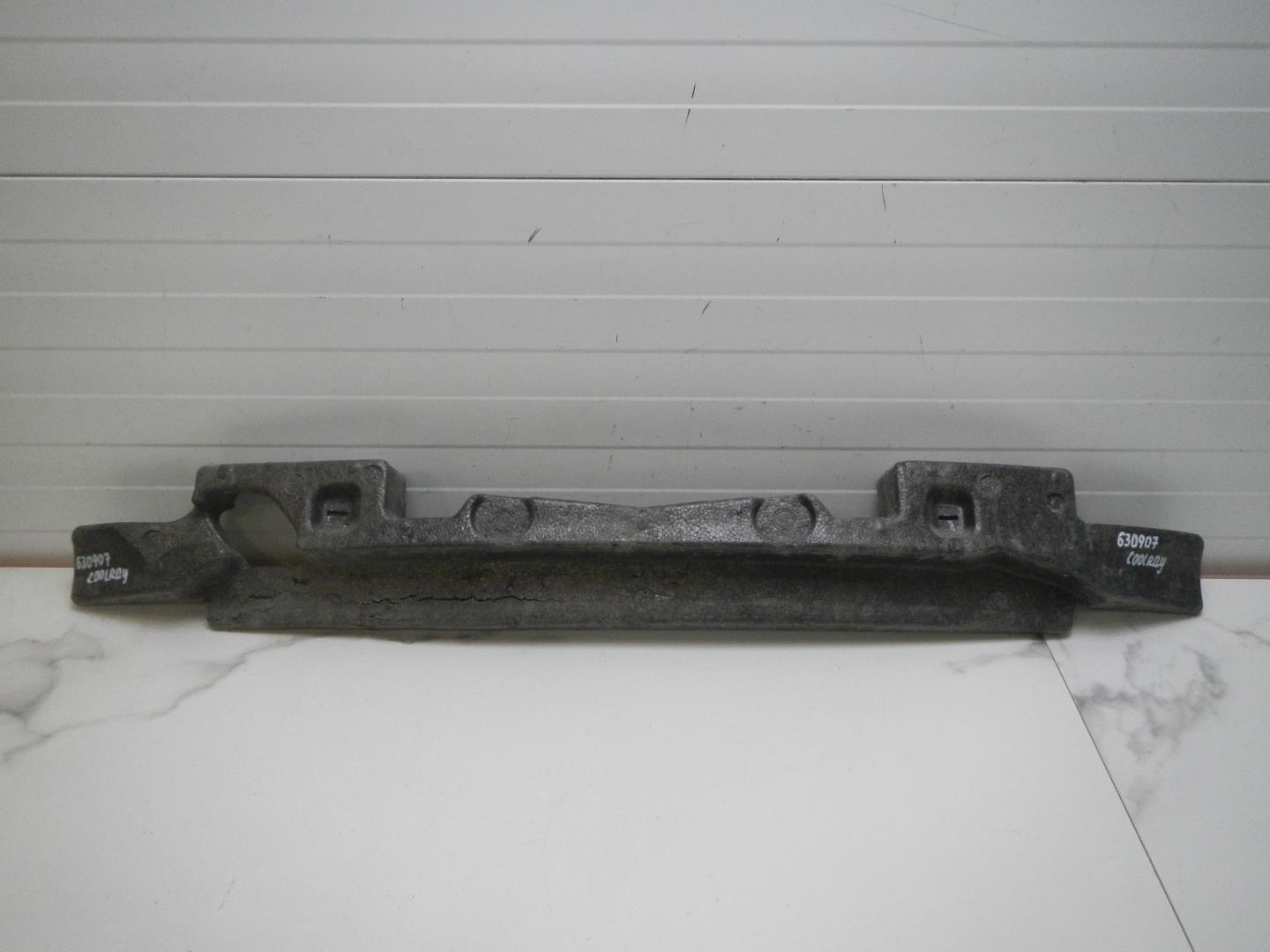 Наполнитель переднего бампера