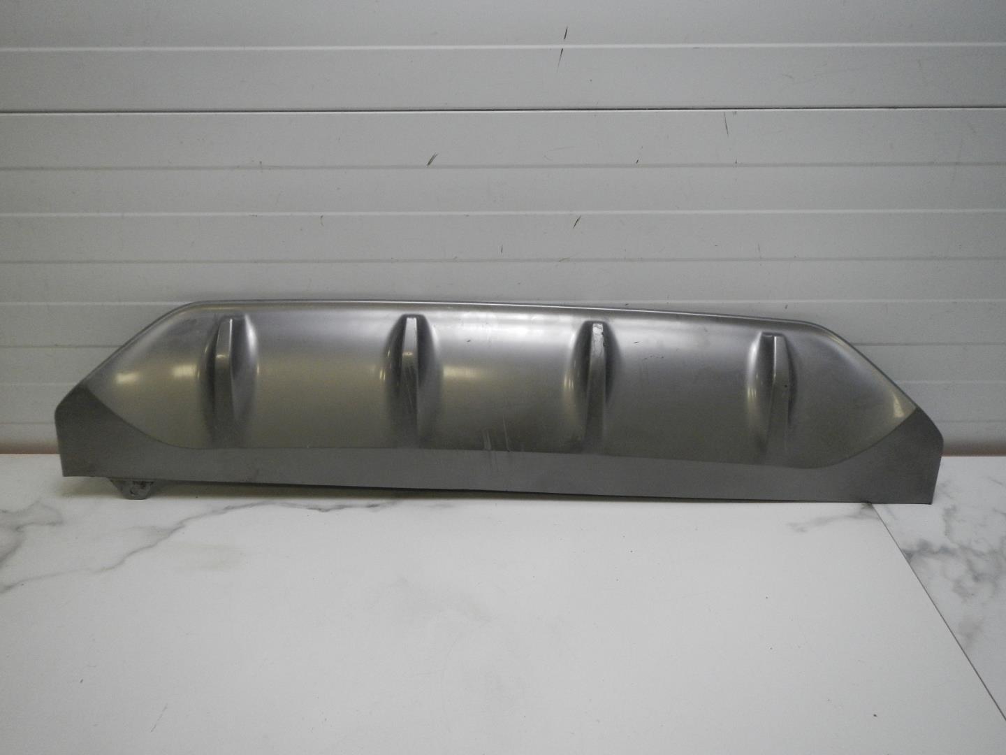 Накладка заднего бампера