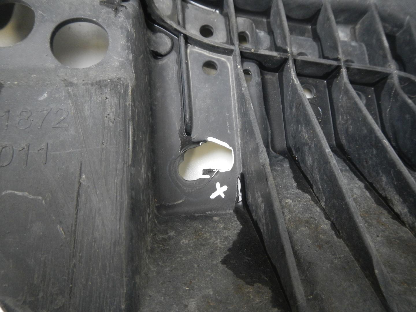 Пыльник двигателя