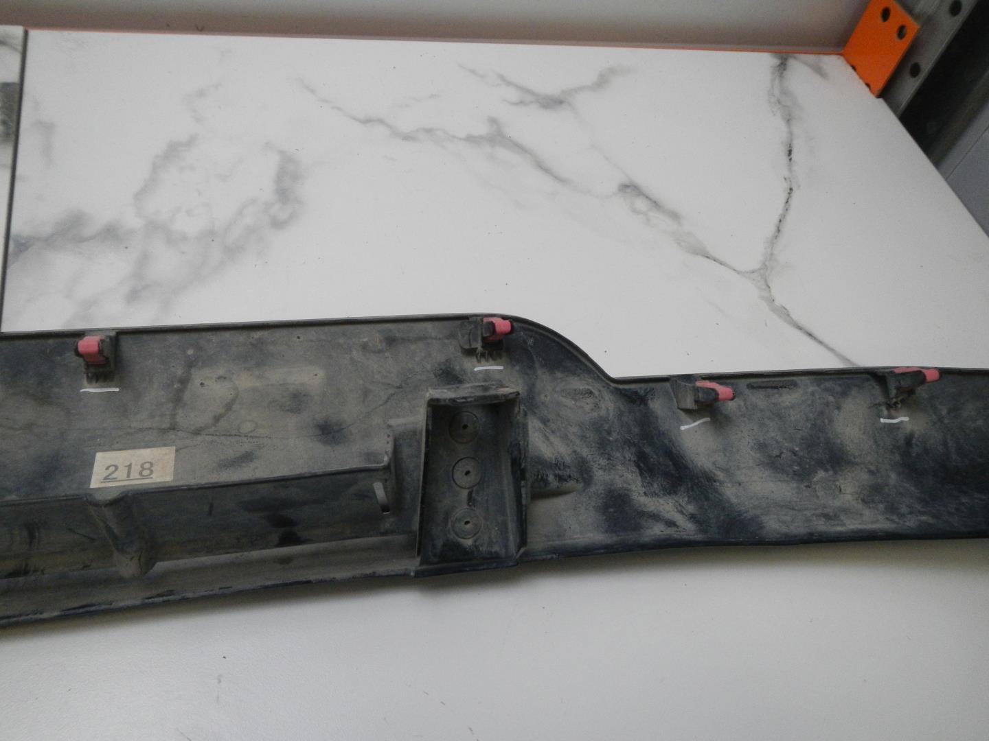 Накладка переднего бампера