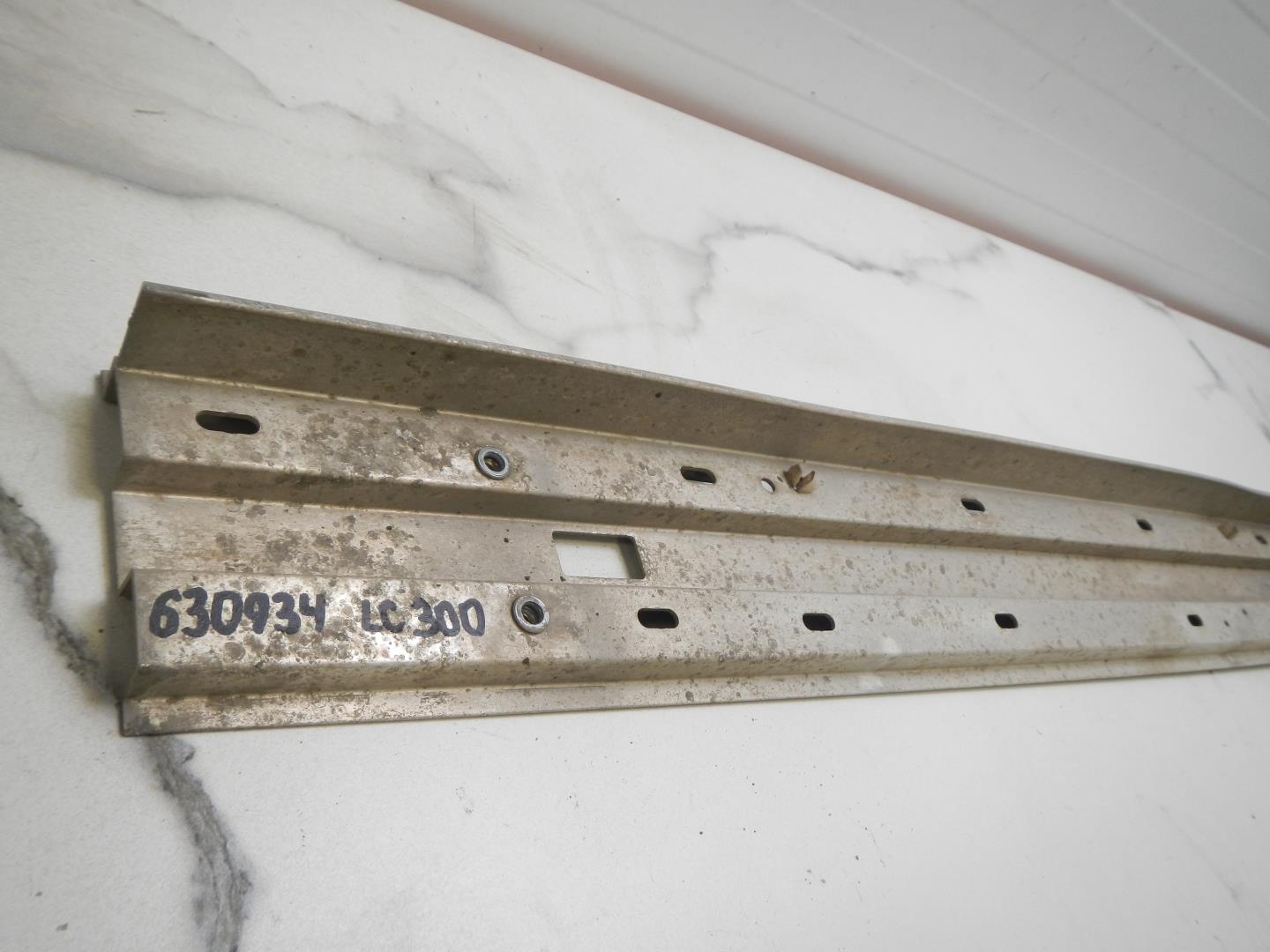 Кронштейн (сопут. товар)