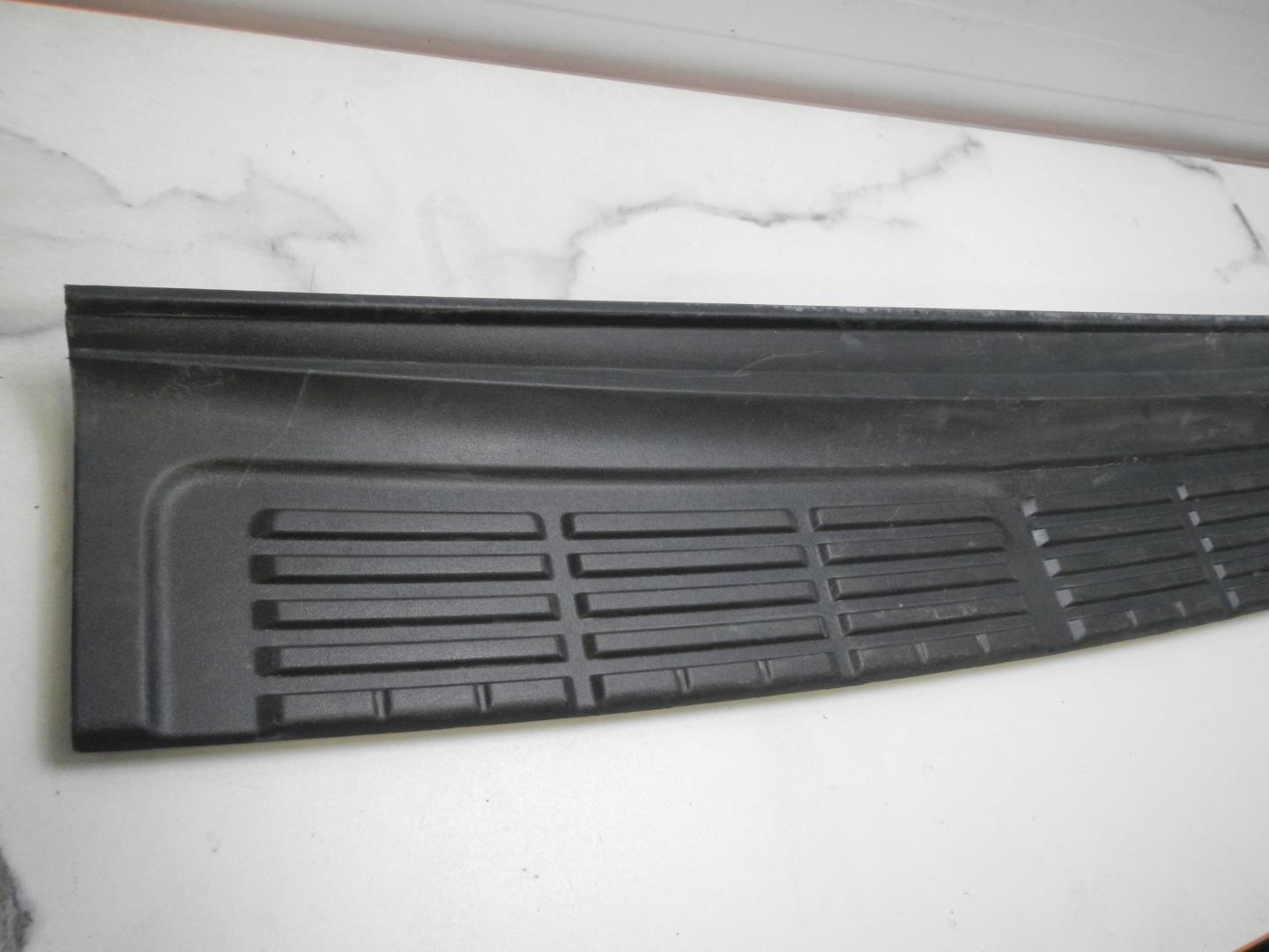 Накладка заднего бампера