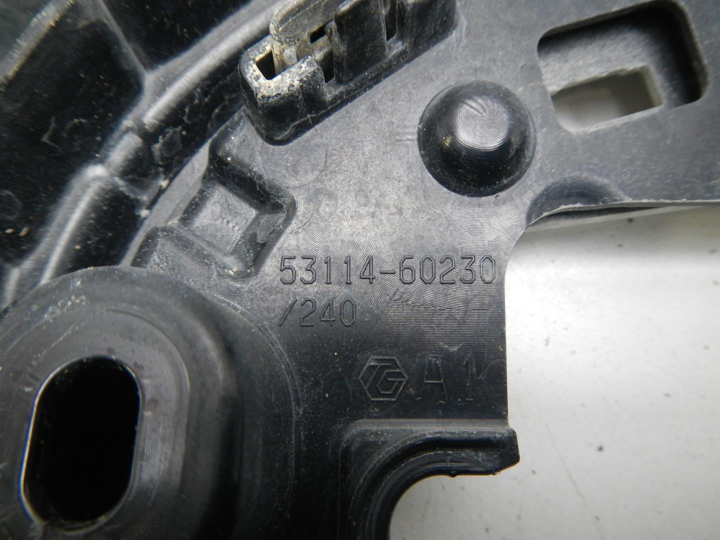 Решетка радиатора