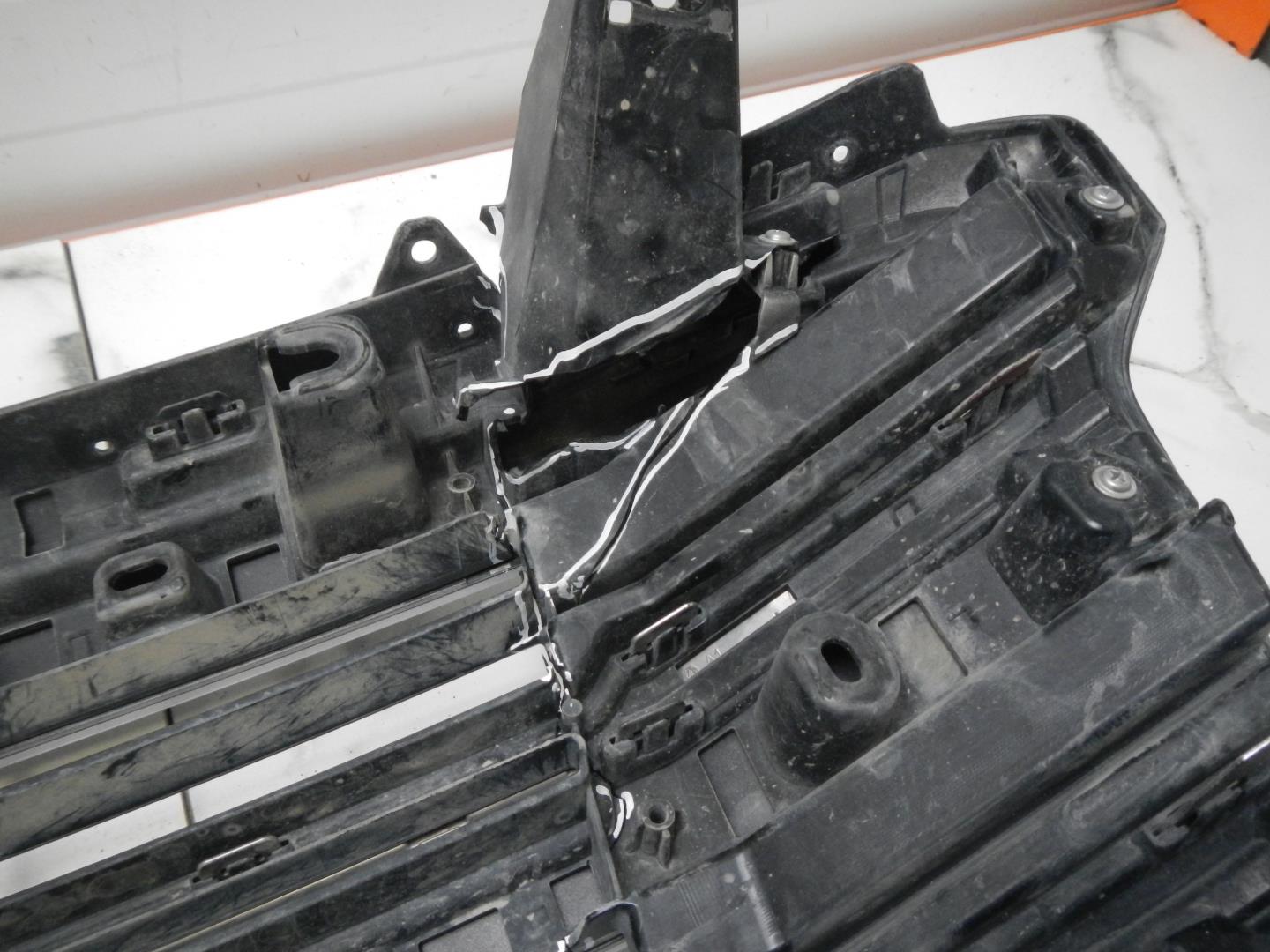 Решетка радиатора