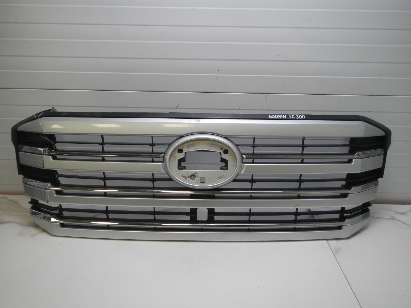 Решетка радиатора