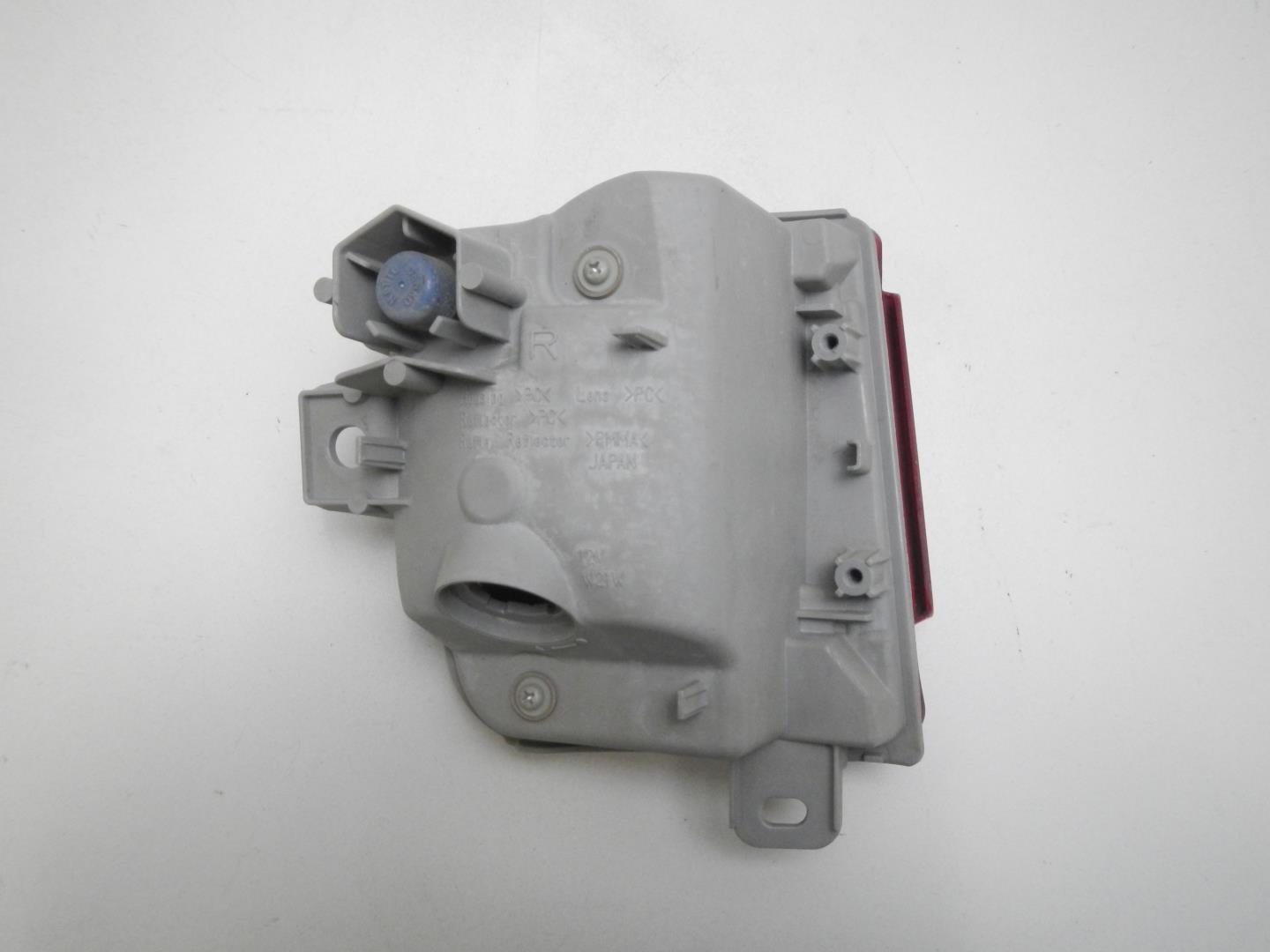 Фонарь задний противотуманный