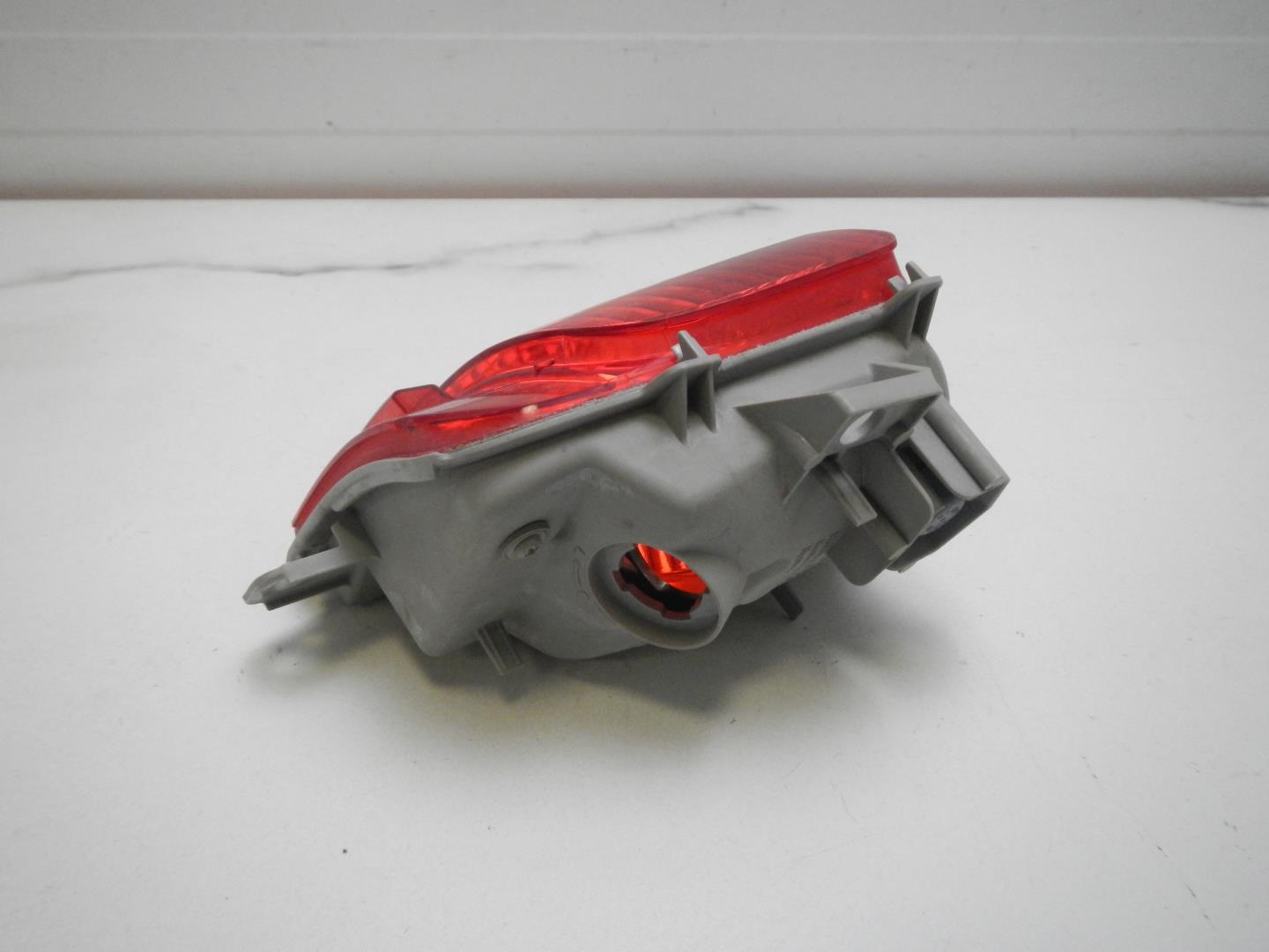 Фонарь задний противотуманный