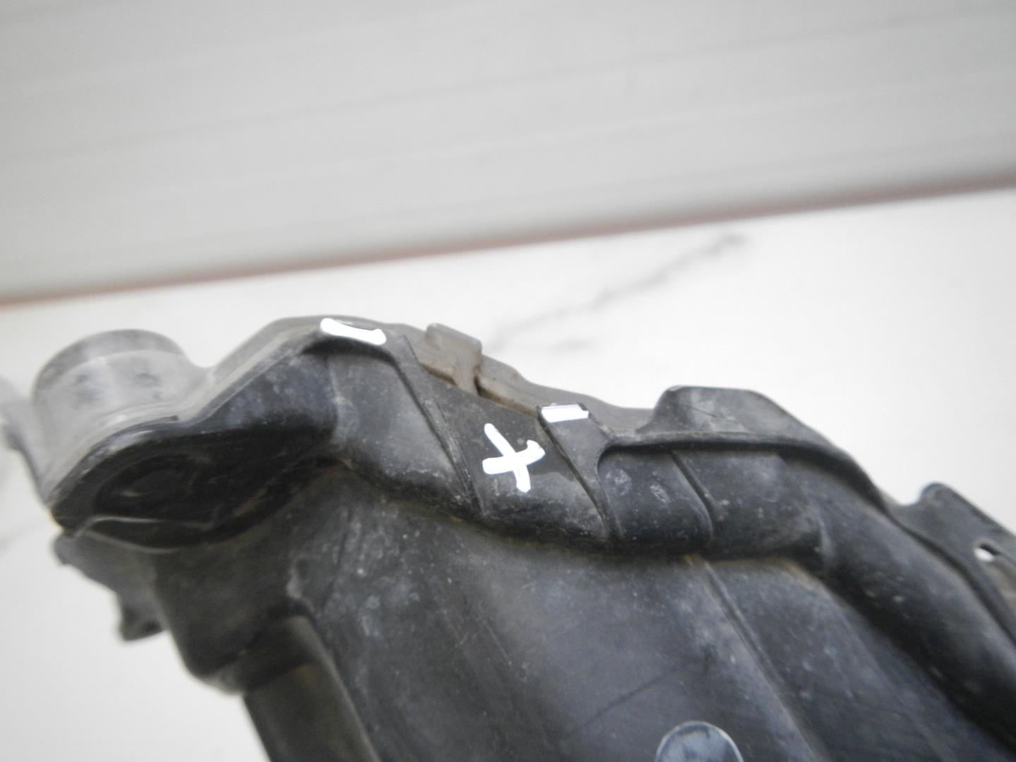 Фара противотуманная правая