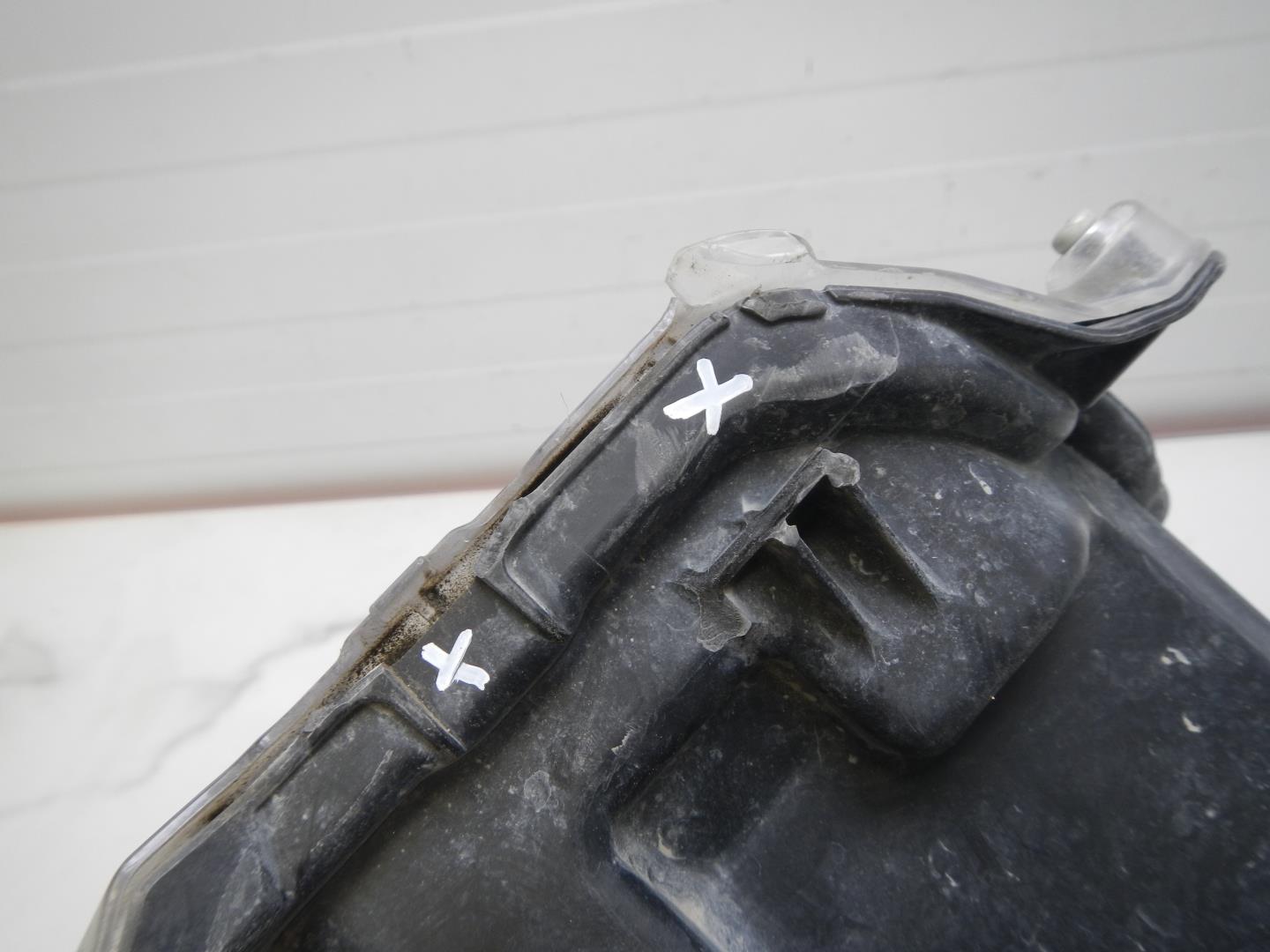 Фара противотуманная правая