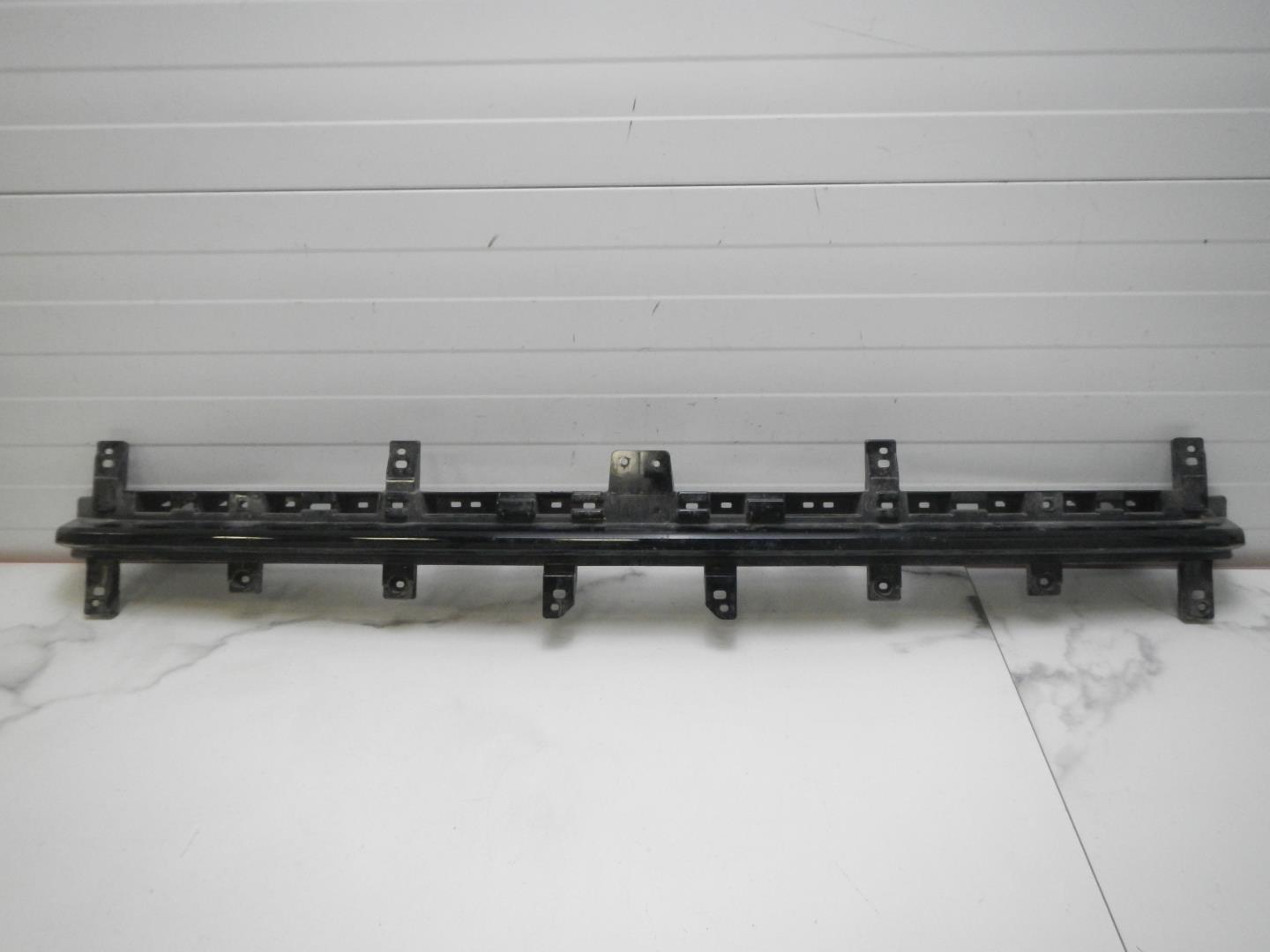 Накладка на решетку радиатора