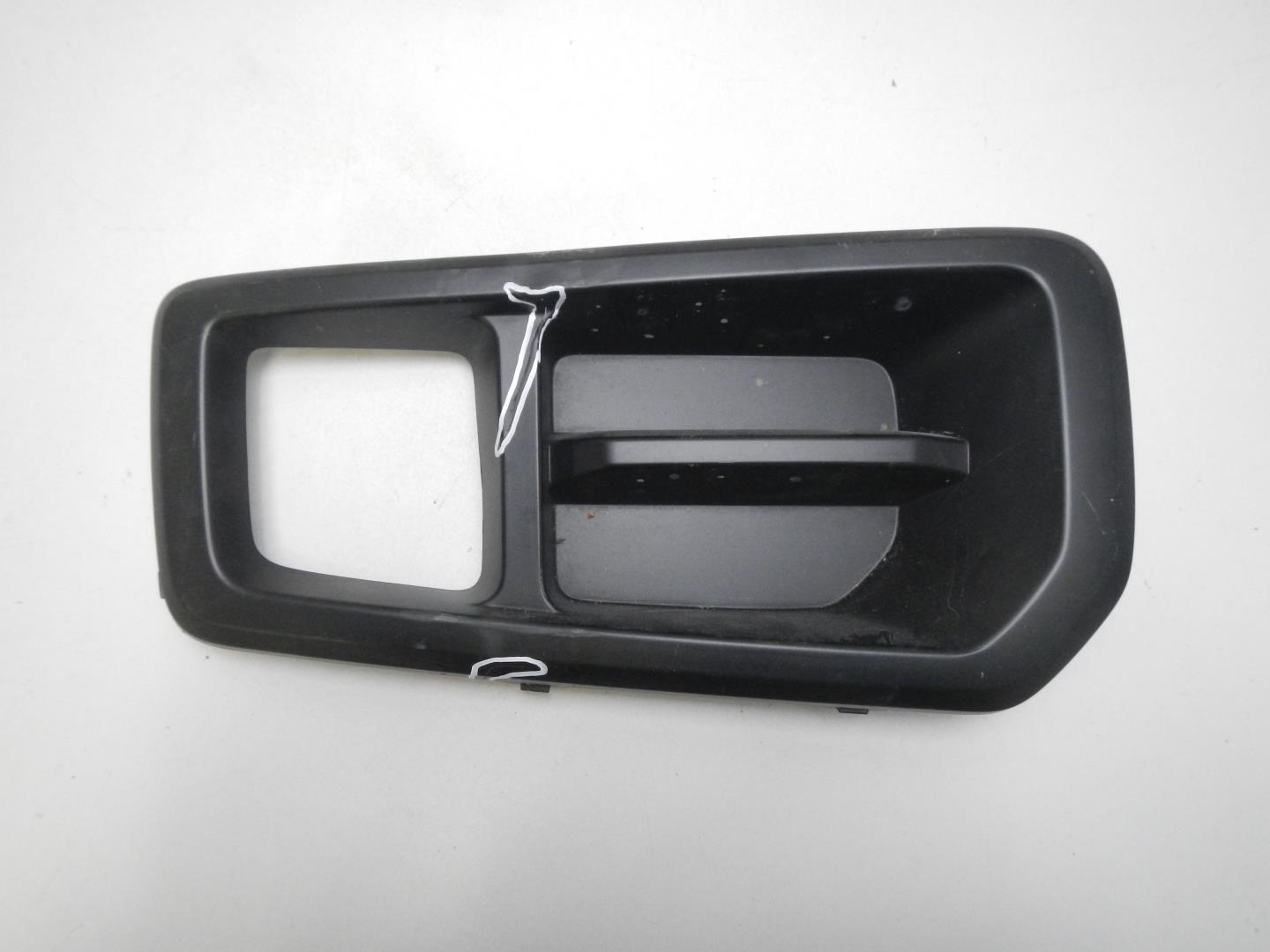 Накладка заднего бампера левая