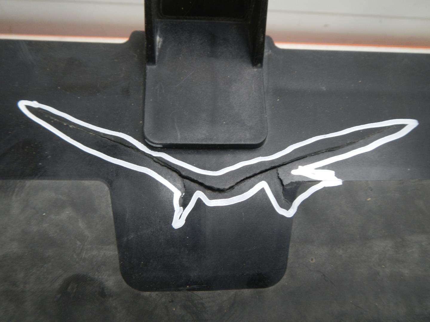 Воздуховод радиатора нижний