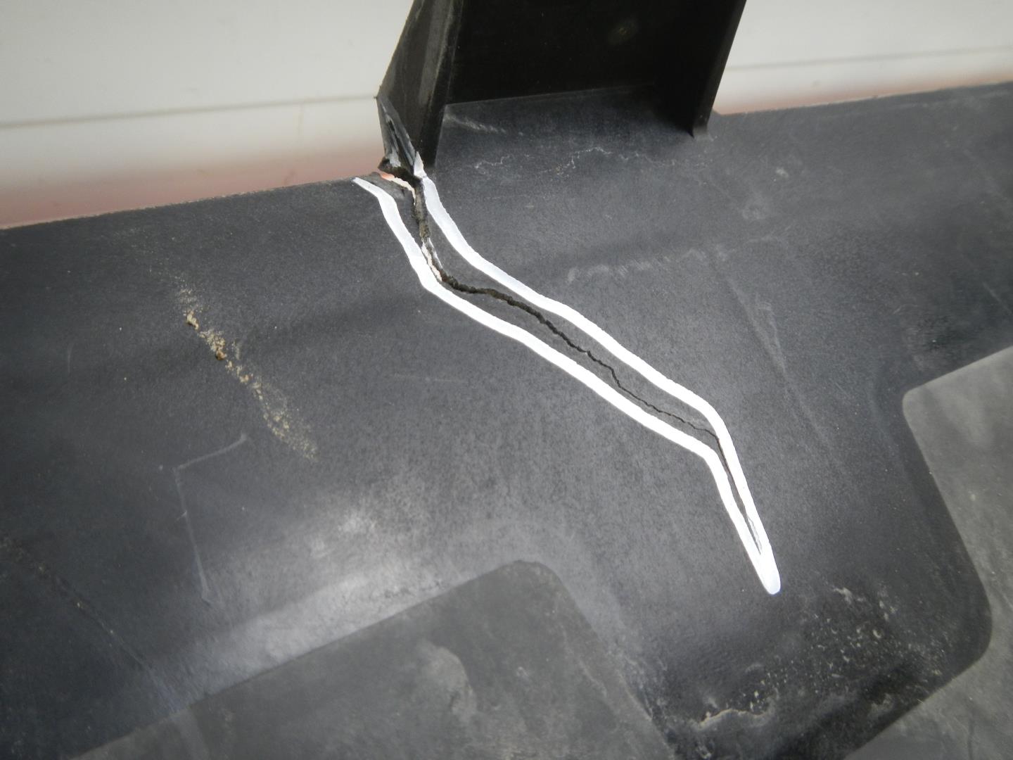 Воздуховод радиатора нижний