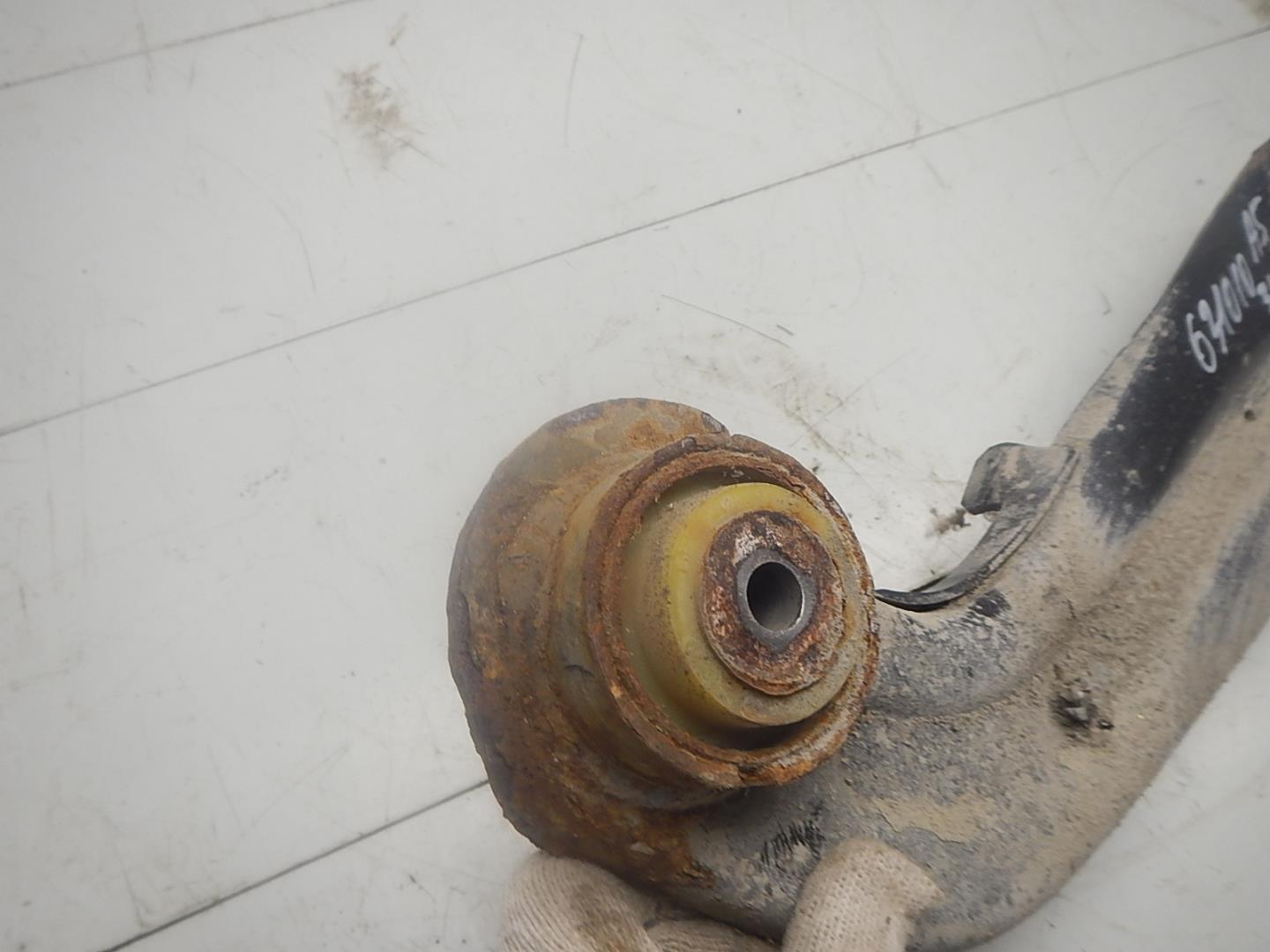 Рычаг задний продольный левый