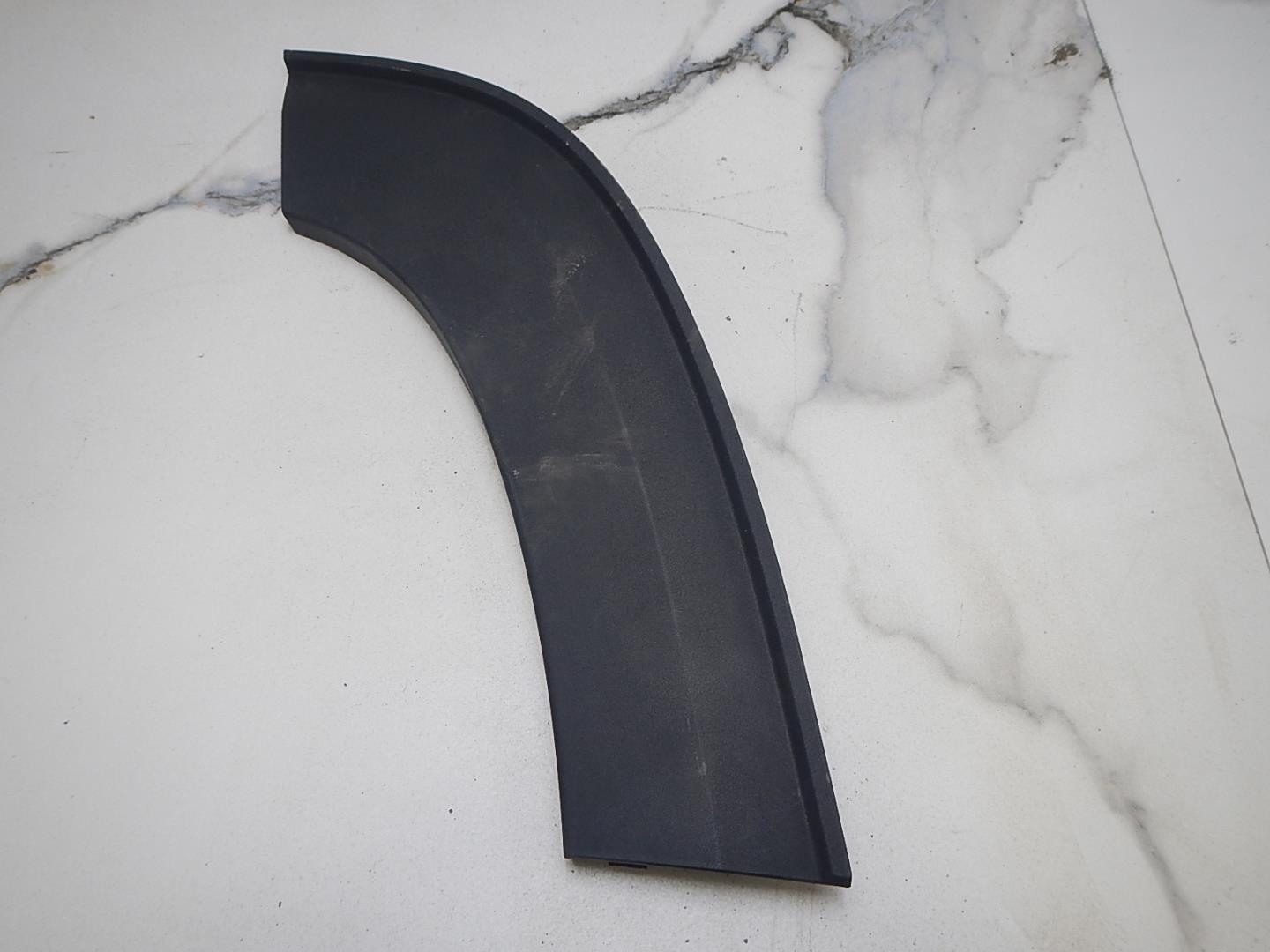 Накладка двери задней правой