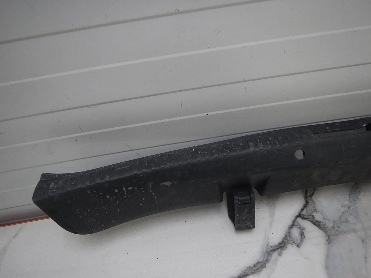 Обшивка багажника