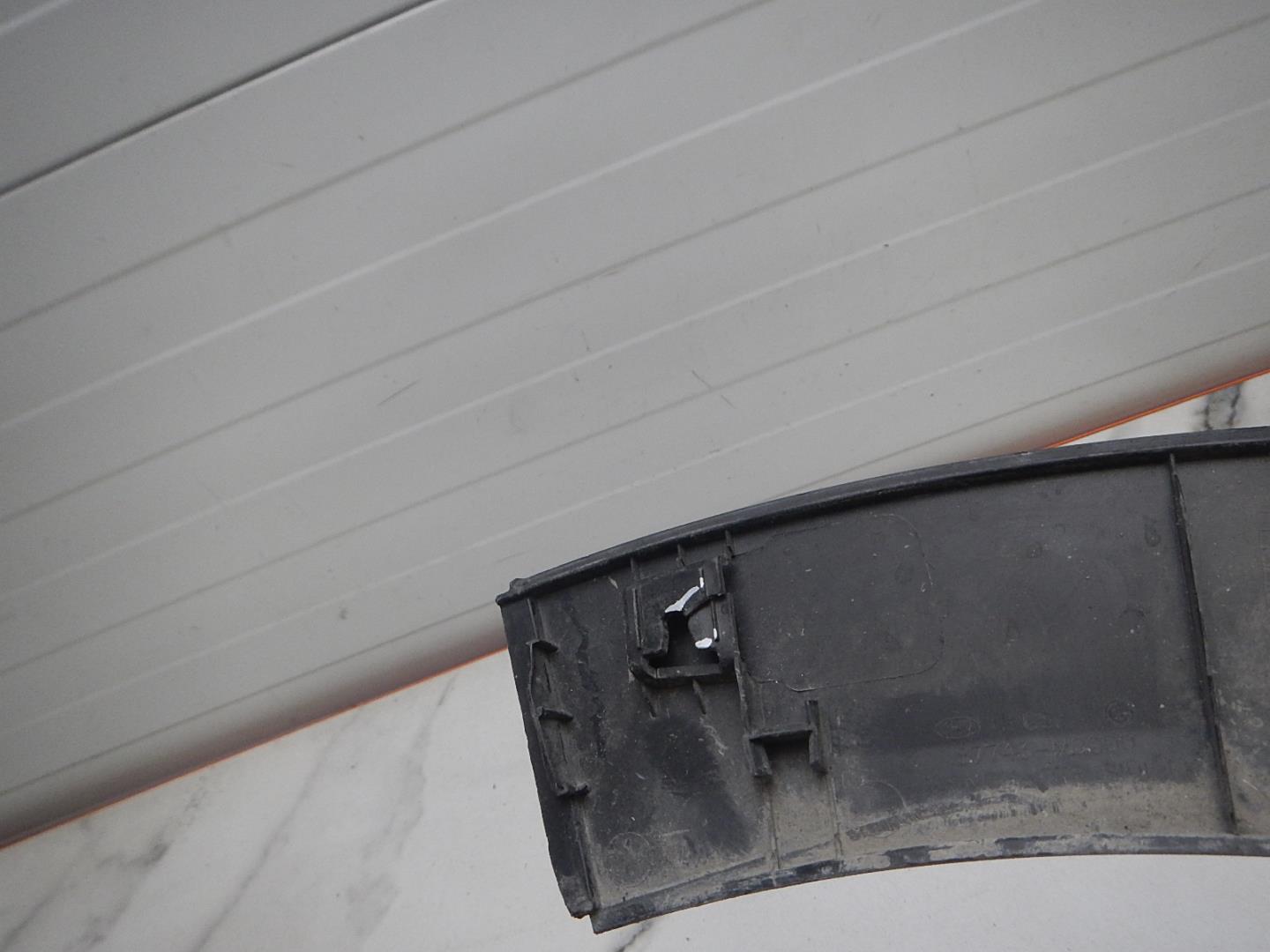 Накладка на крыло