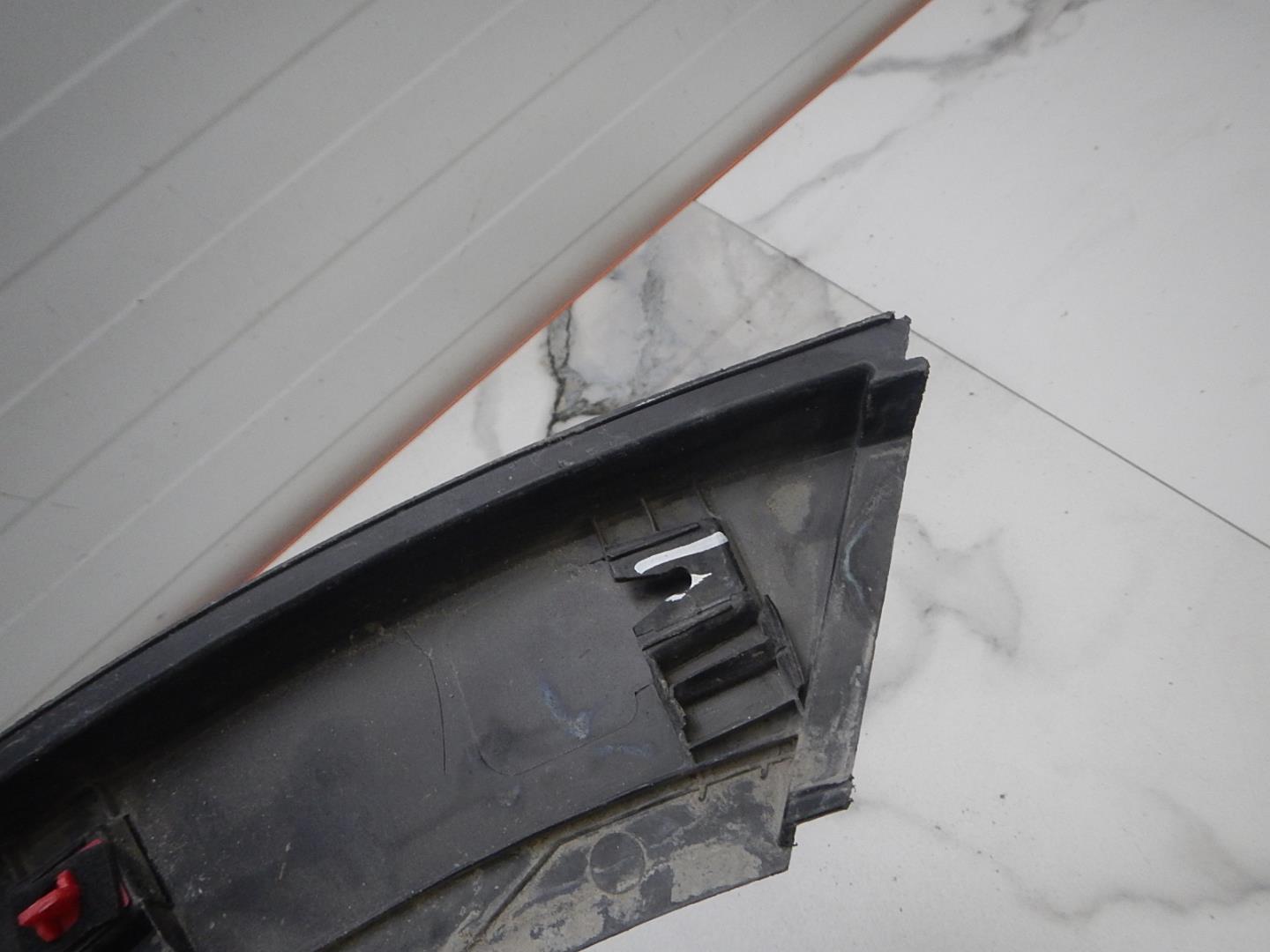 Накладка на крыло