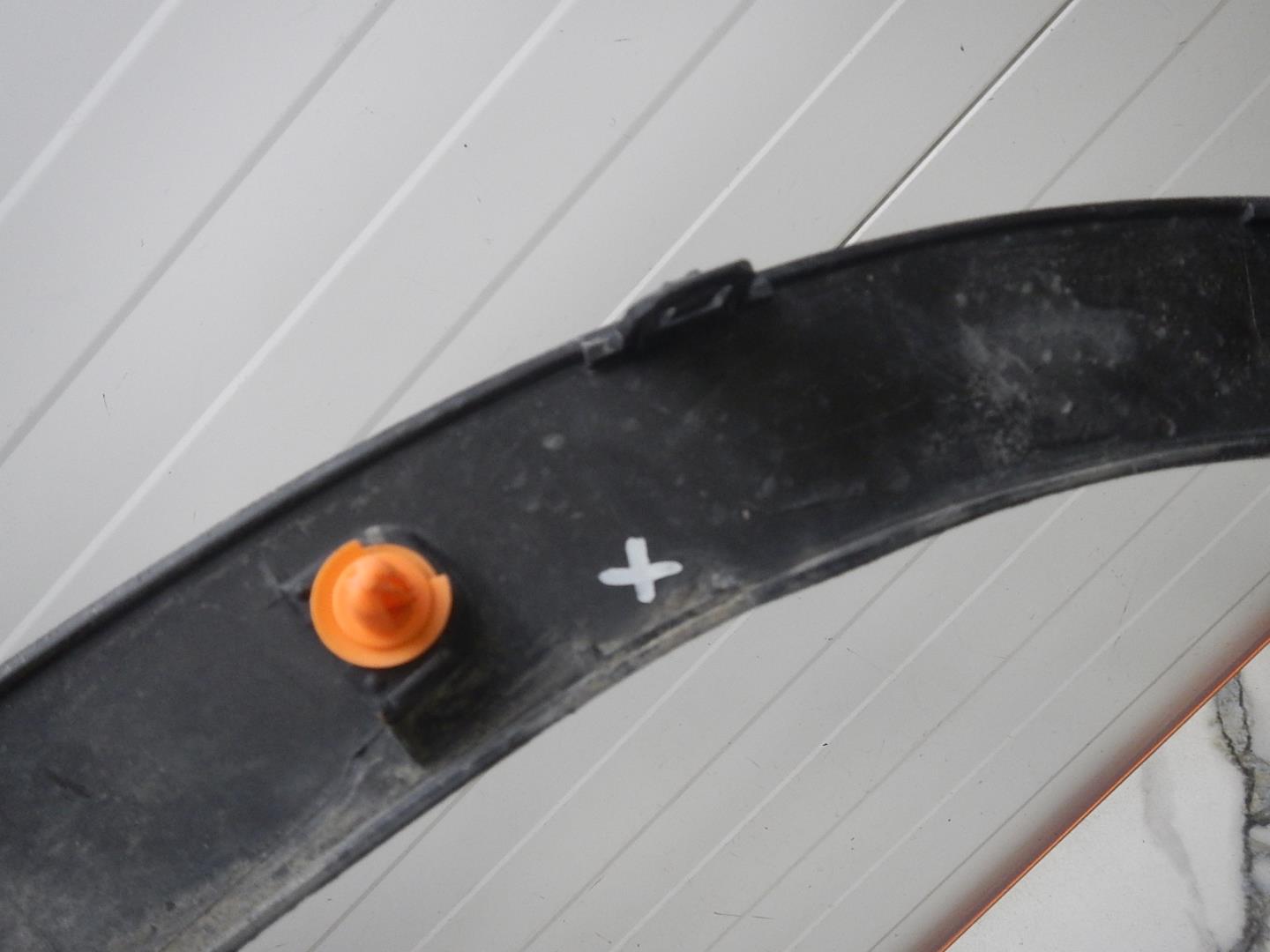 Накладка на крыло