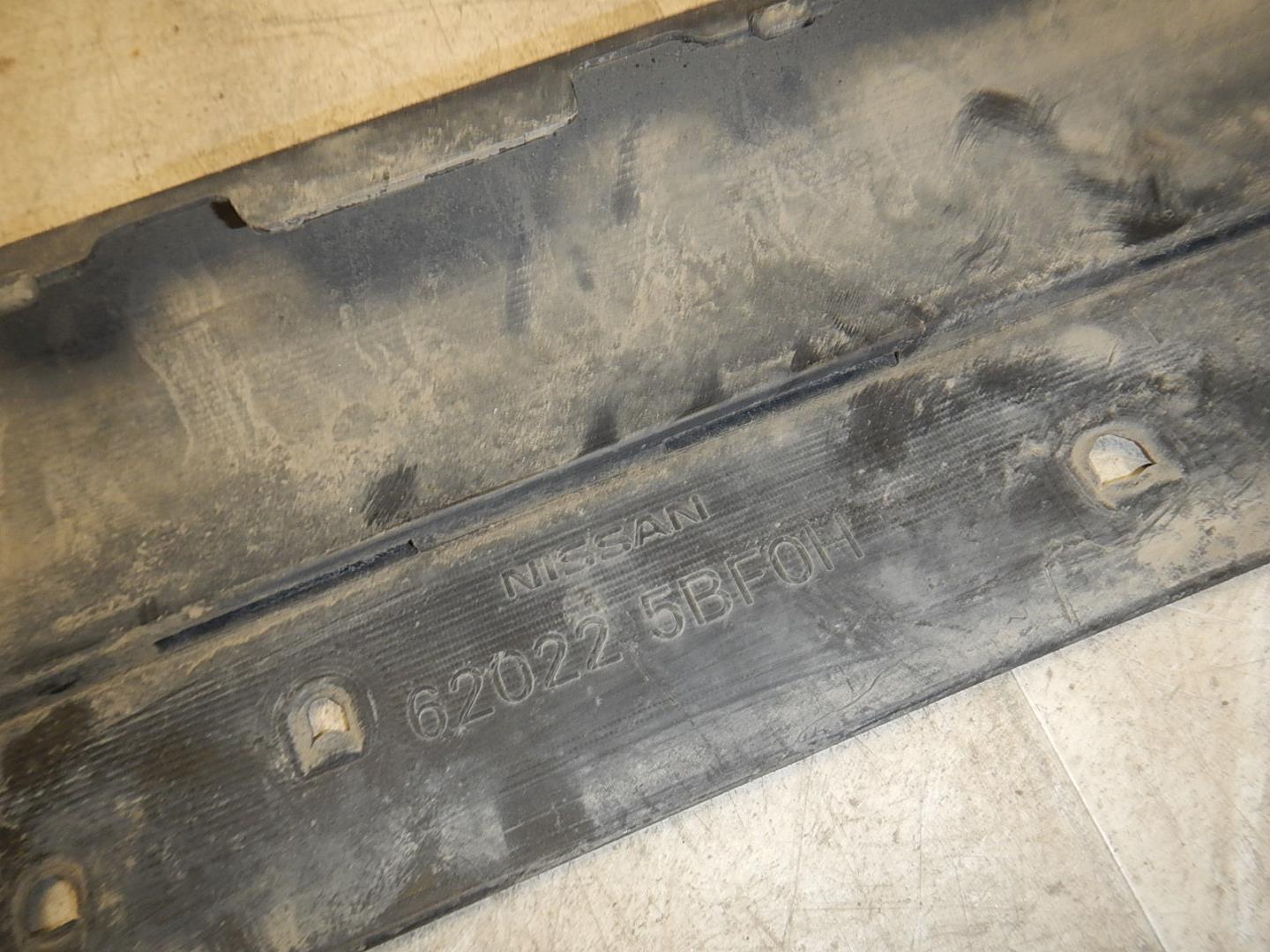 Бампер передний