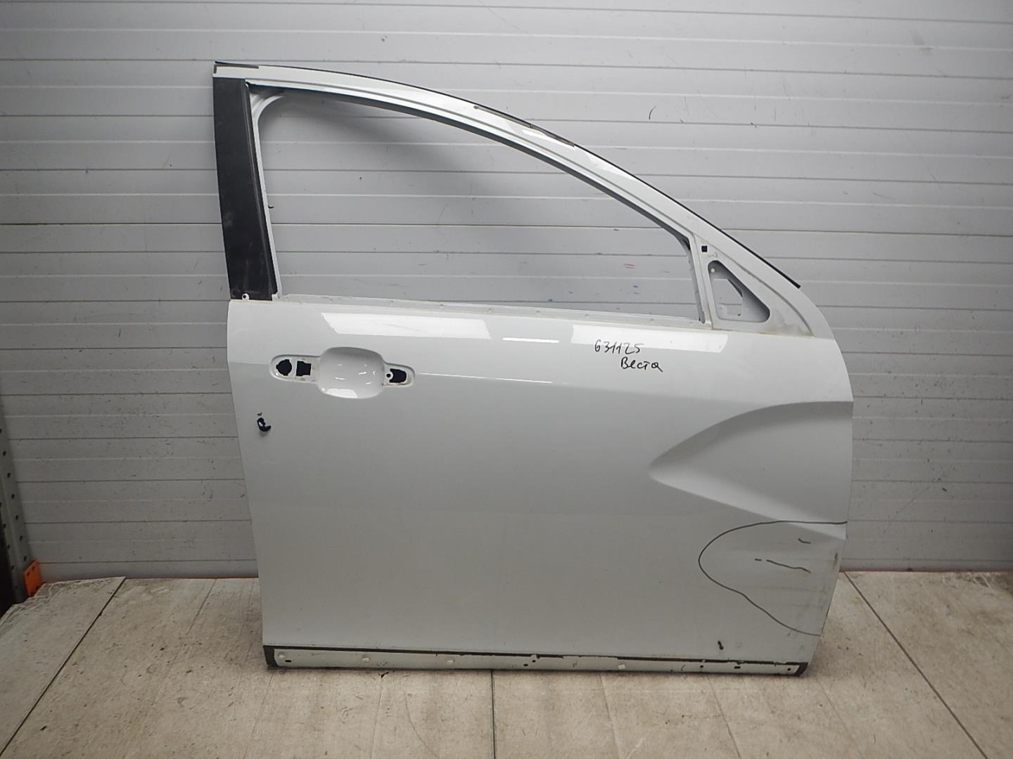 Дверь передняя правая