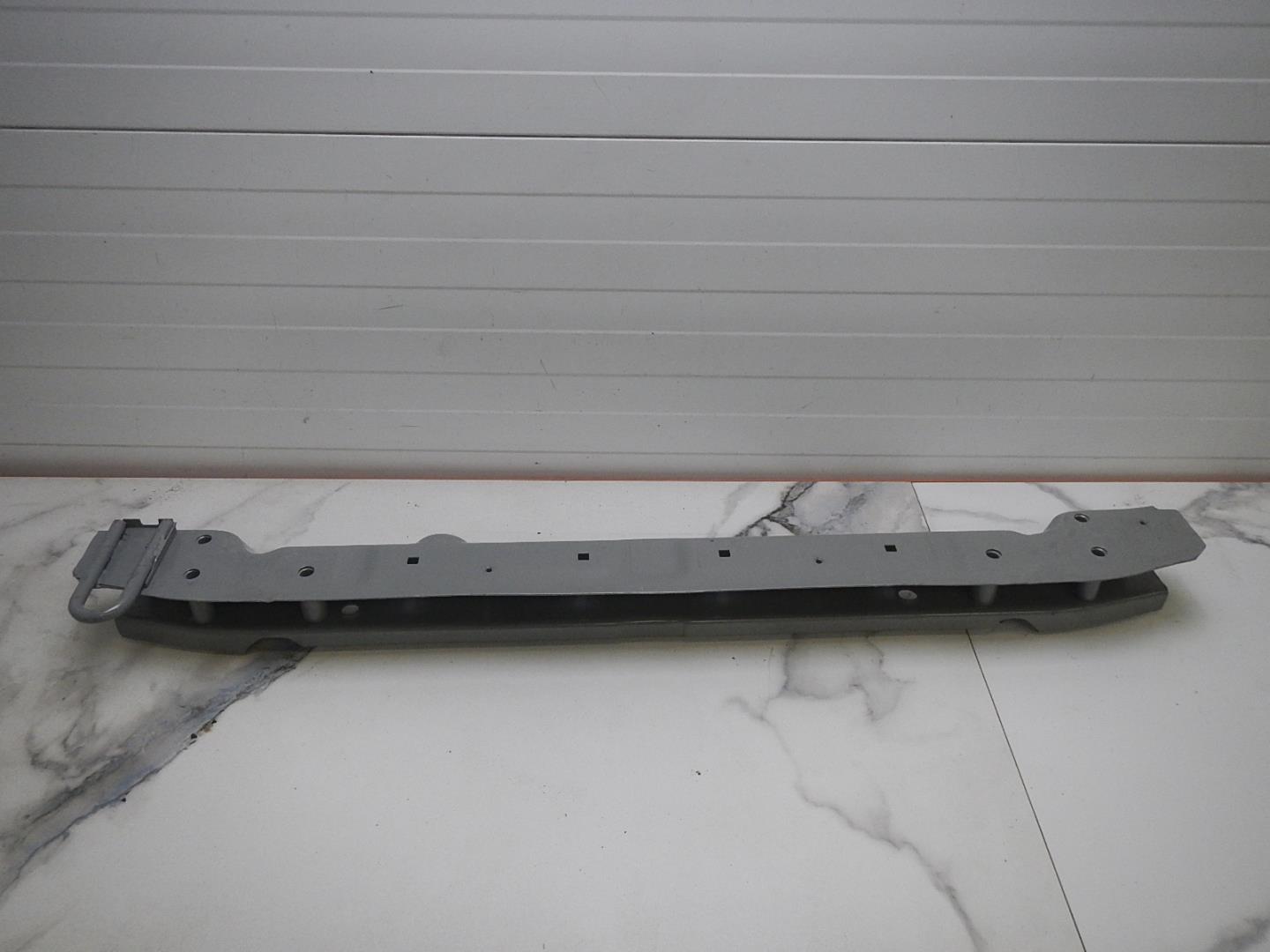 Балка подрадиаторная