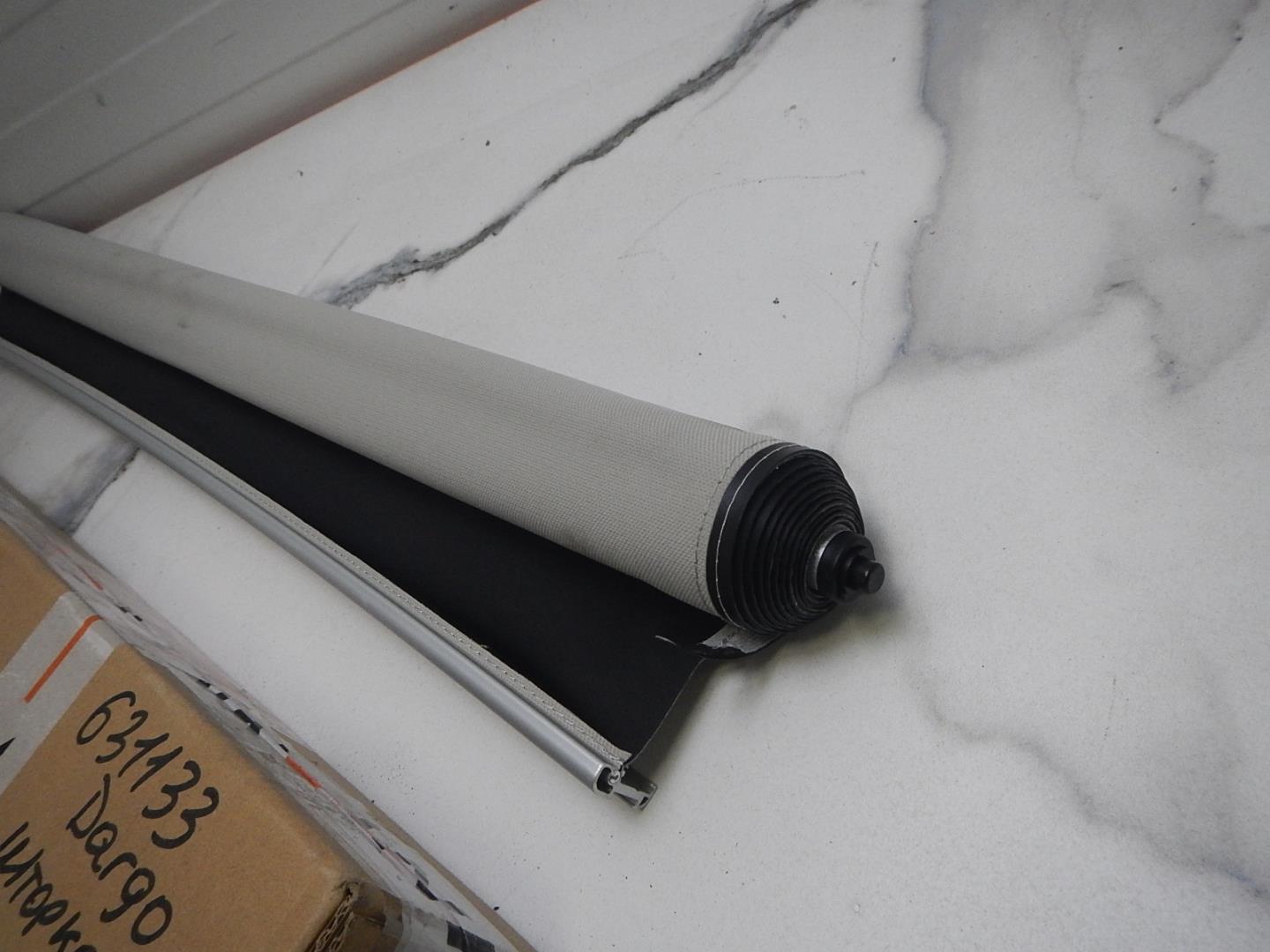 Шторка багажника