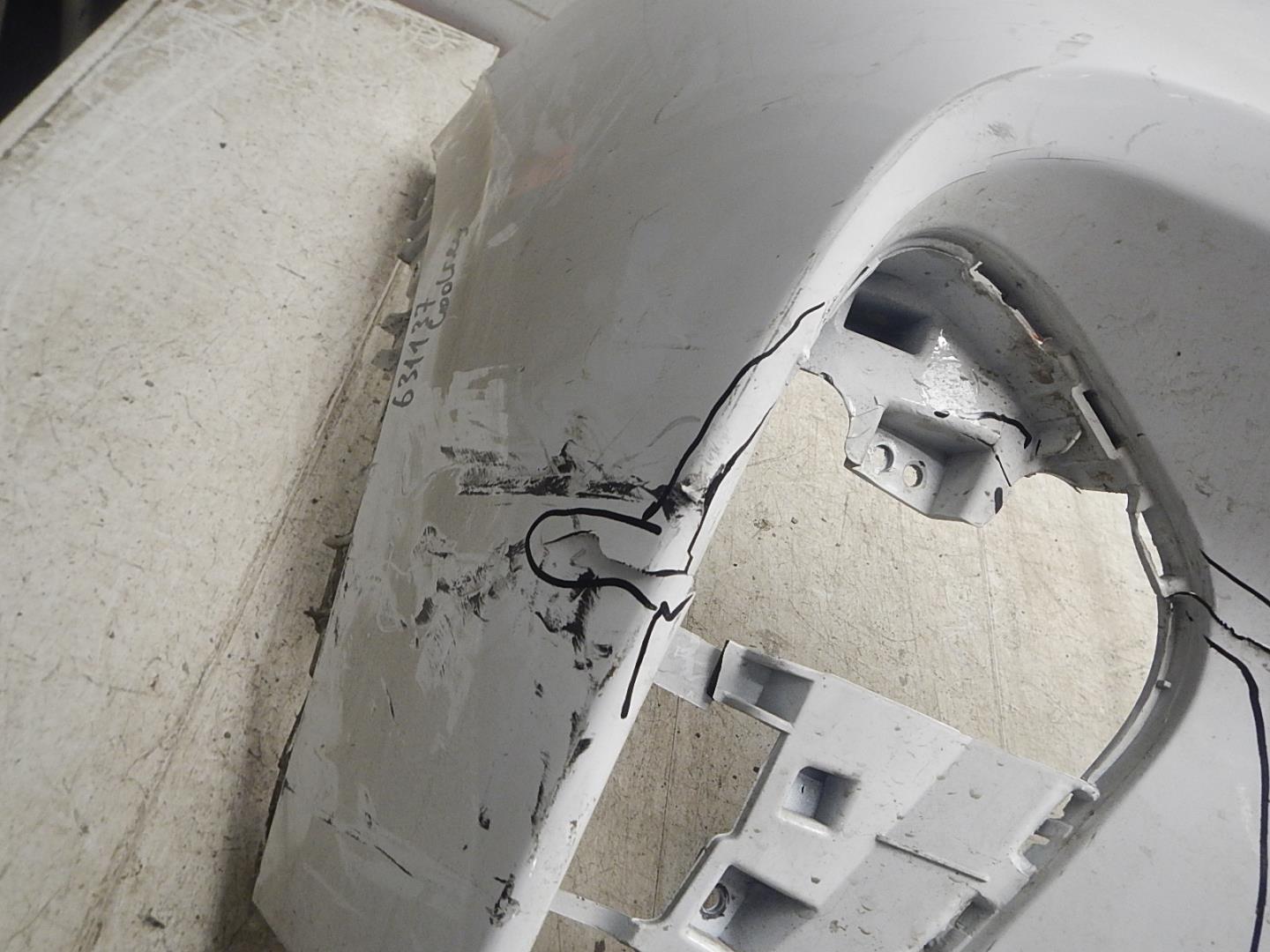 Бампер передний