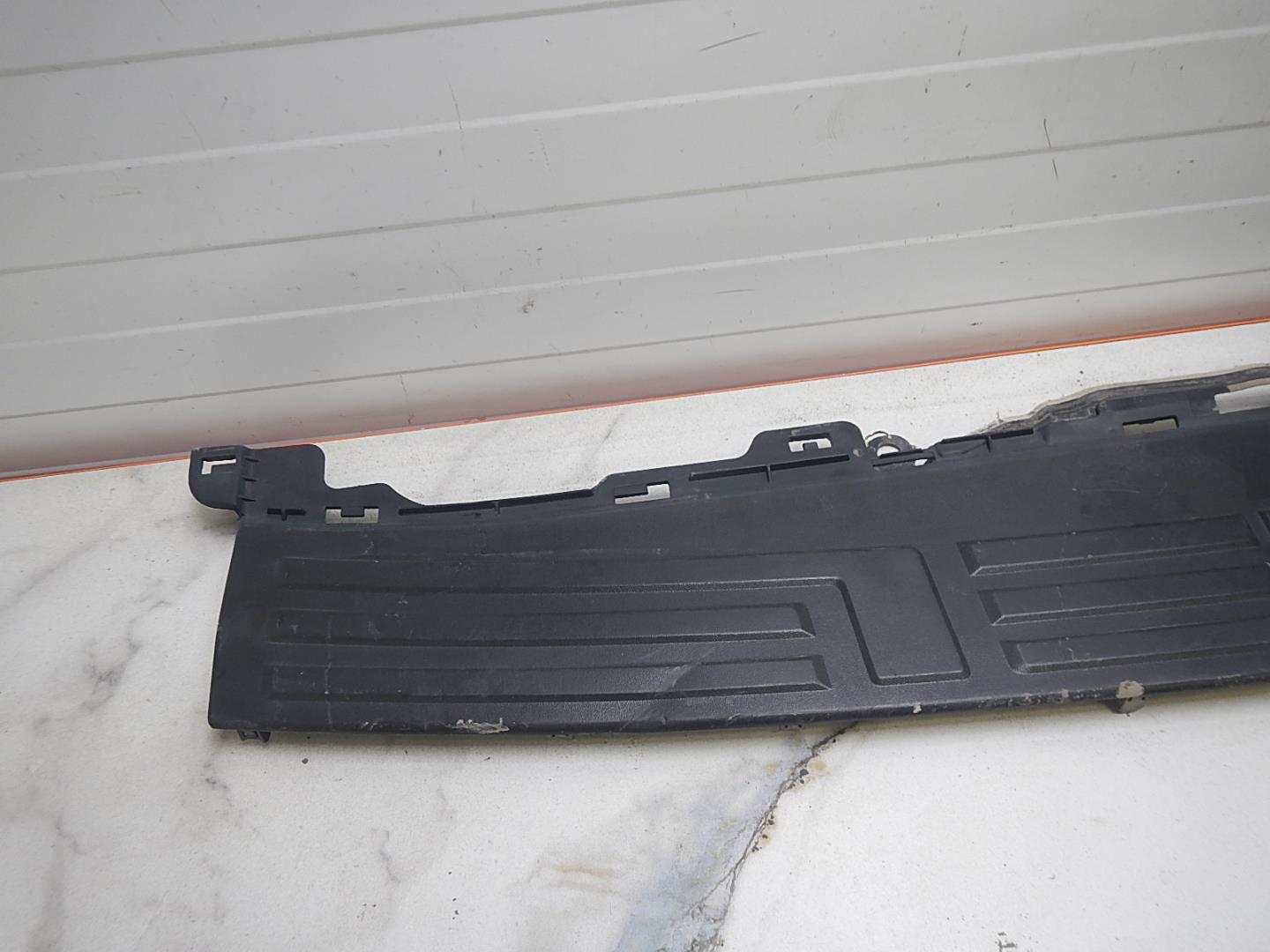 Накладка заднего бампера