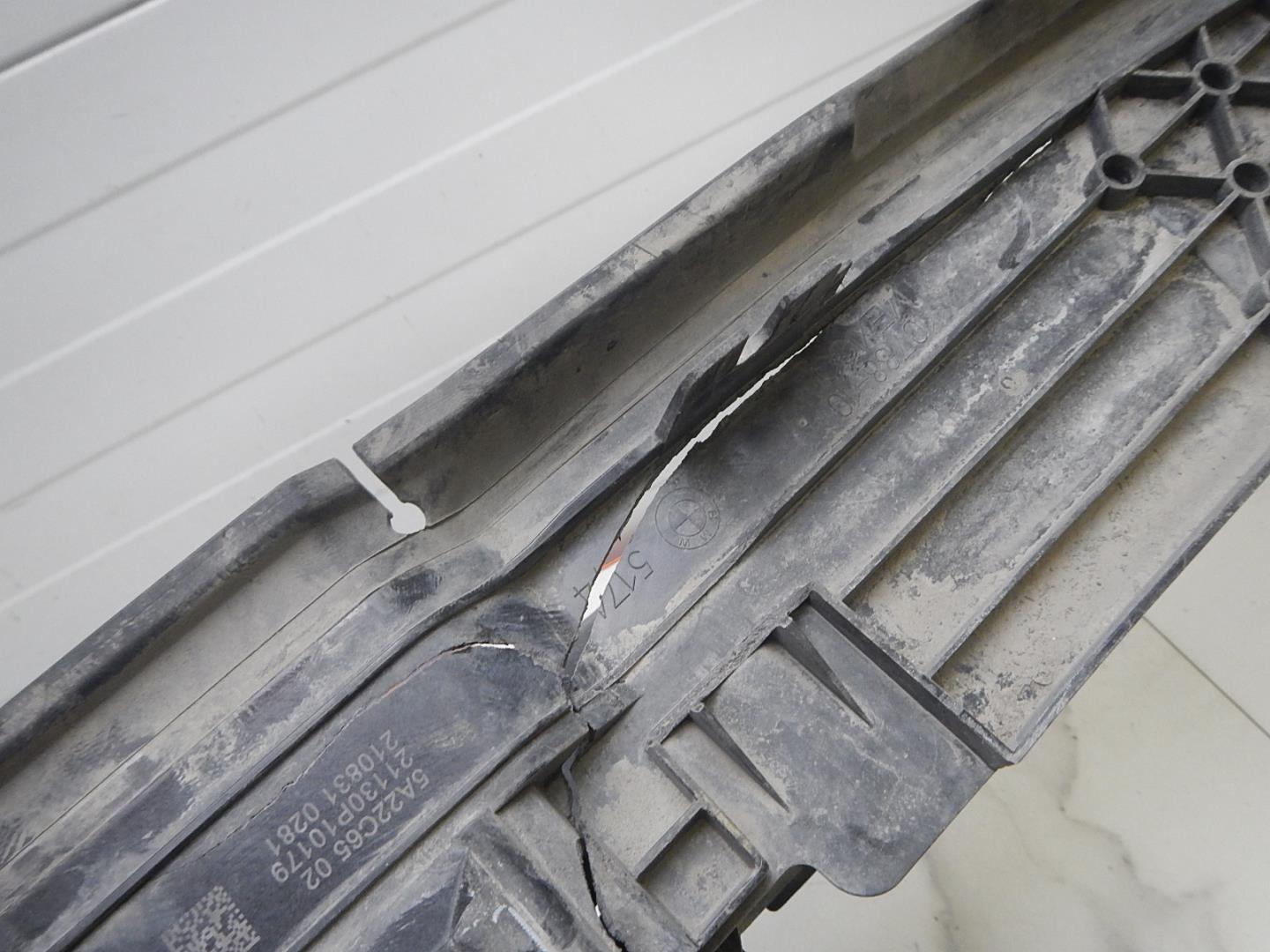 Воздуховод радиатора нижний