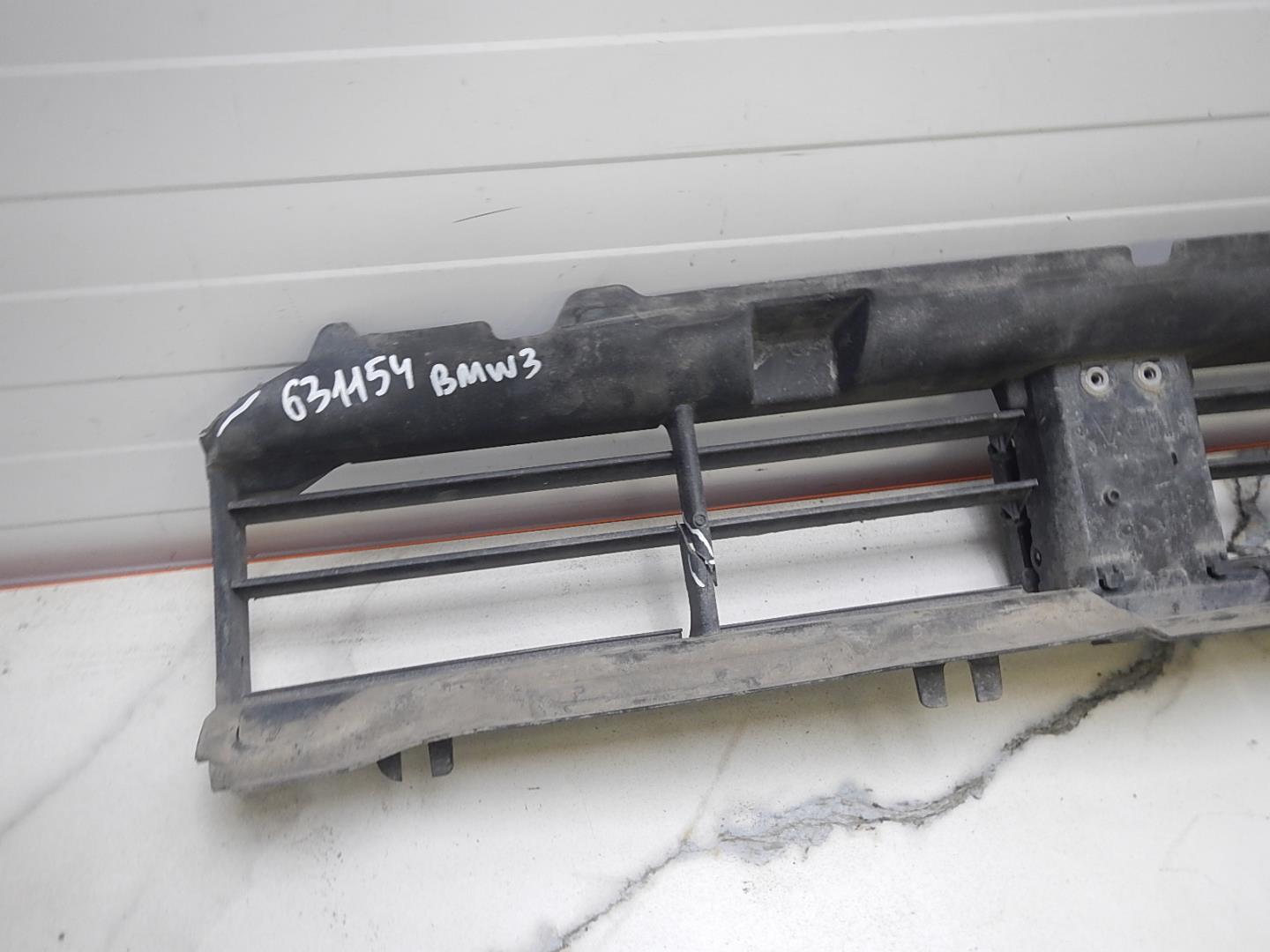 Воздуховод радиатора нижний