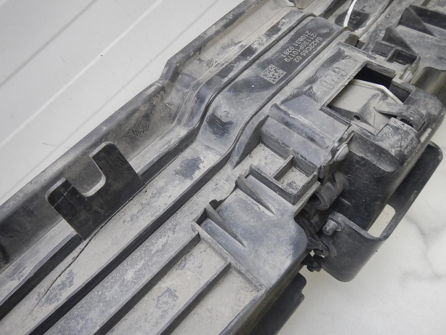 Воздуховод радиатора нижний