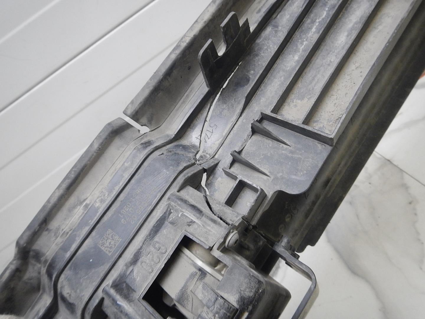 Воздуховод радиатора нижний