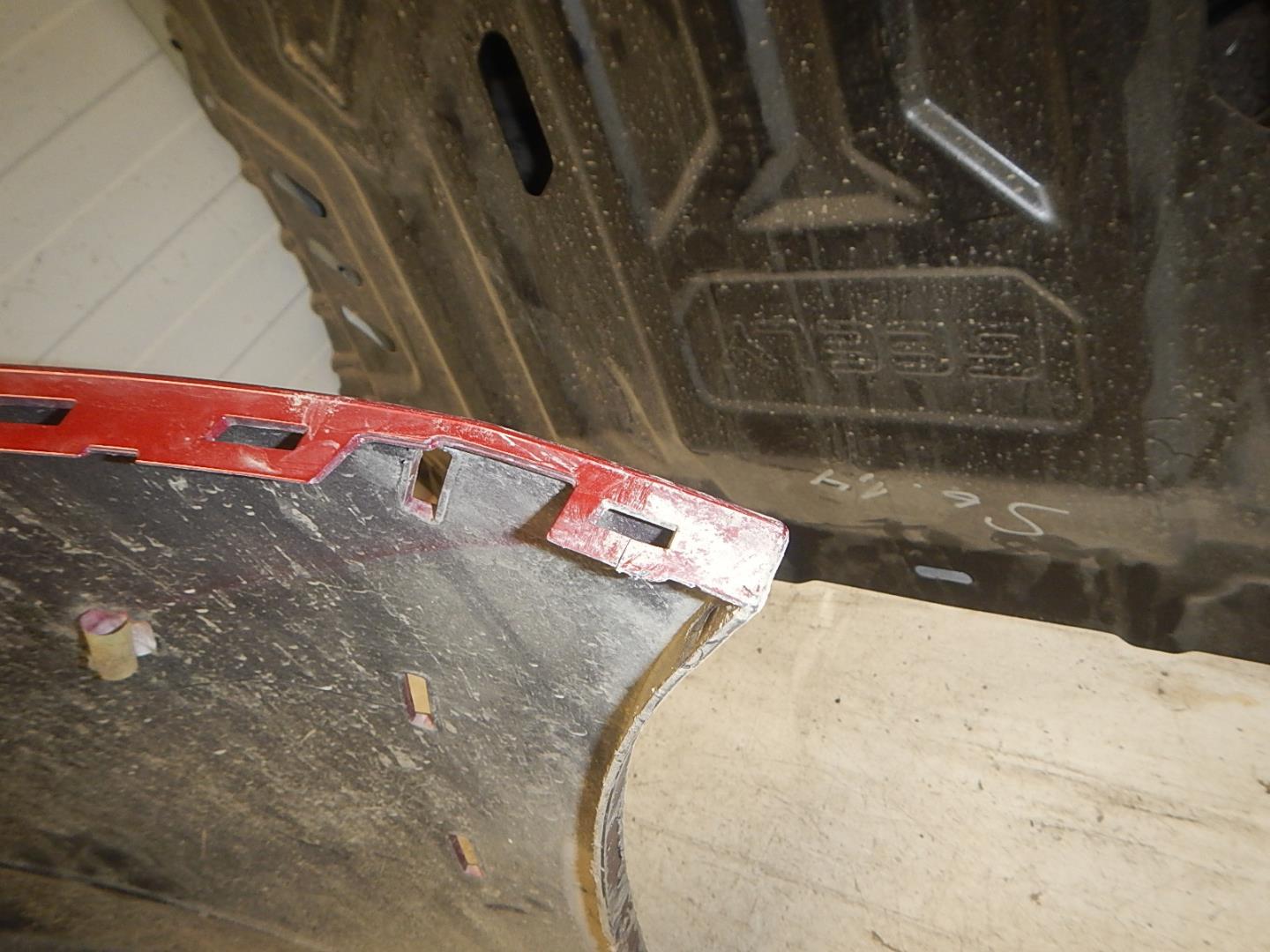 Бампер передний