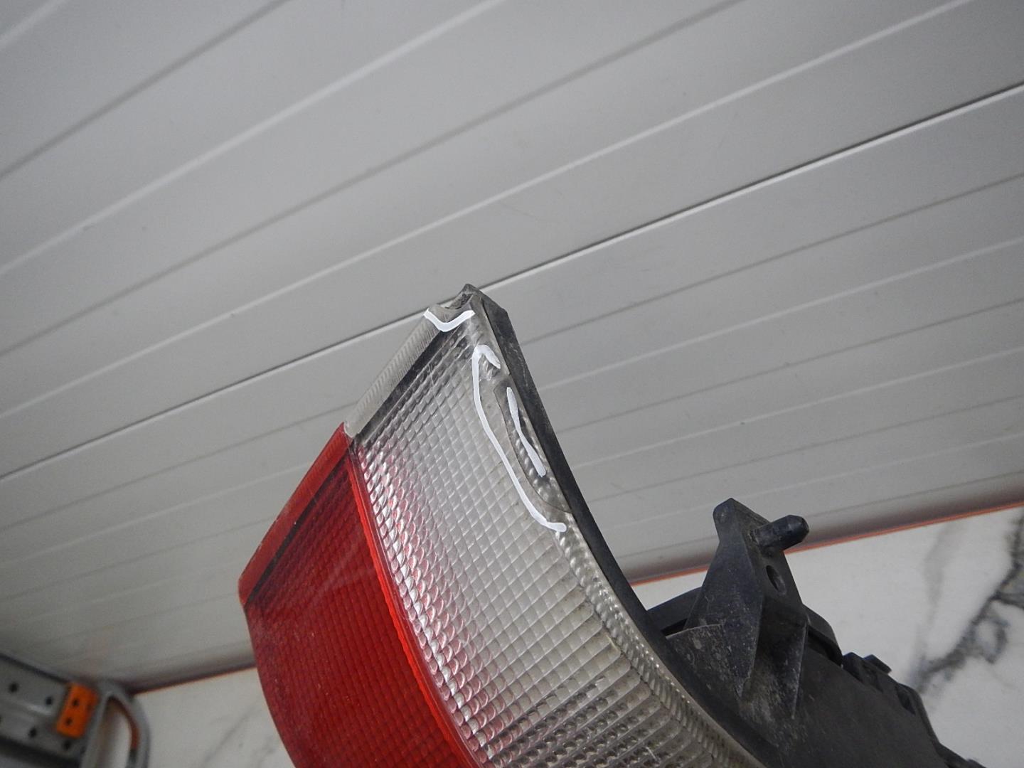 Фонарь задний правый