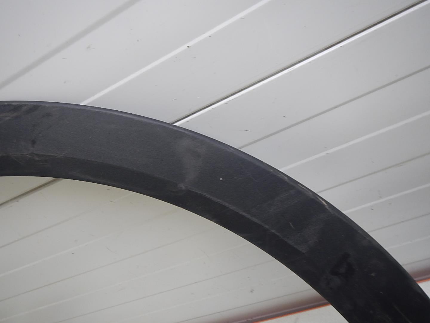 Молдинг задней правой двери