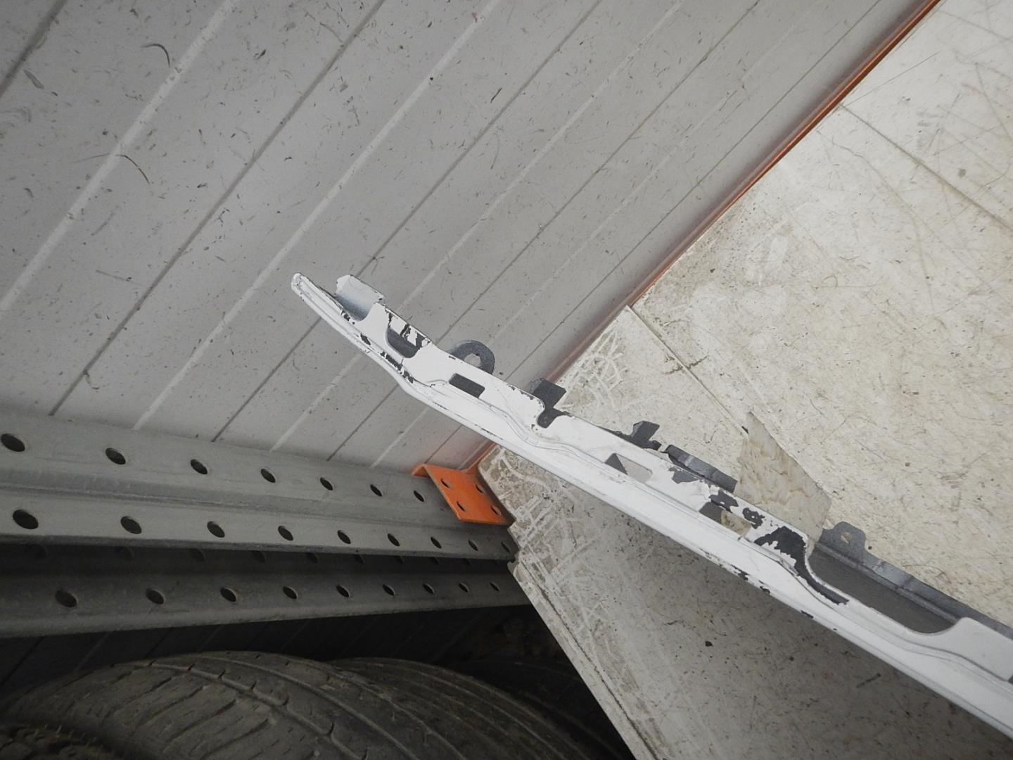 Бампер задний