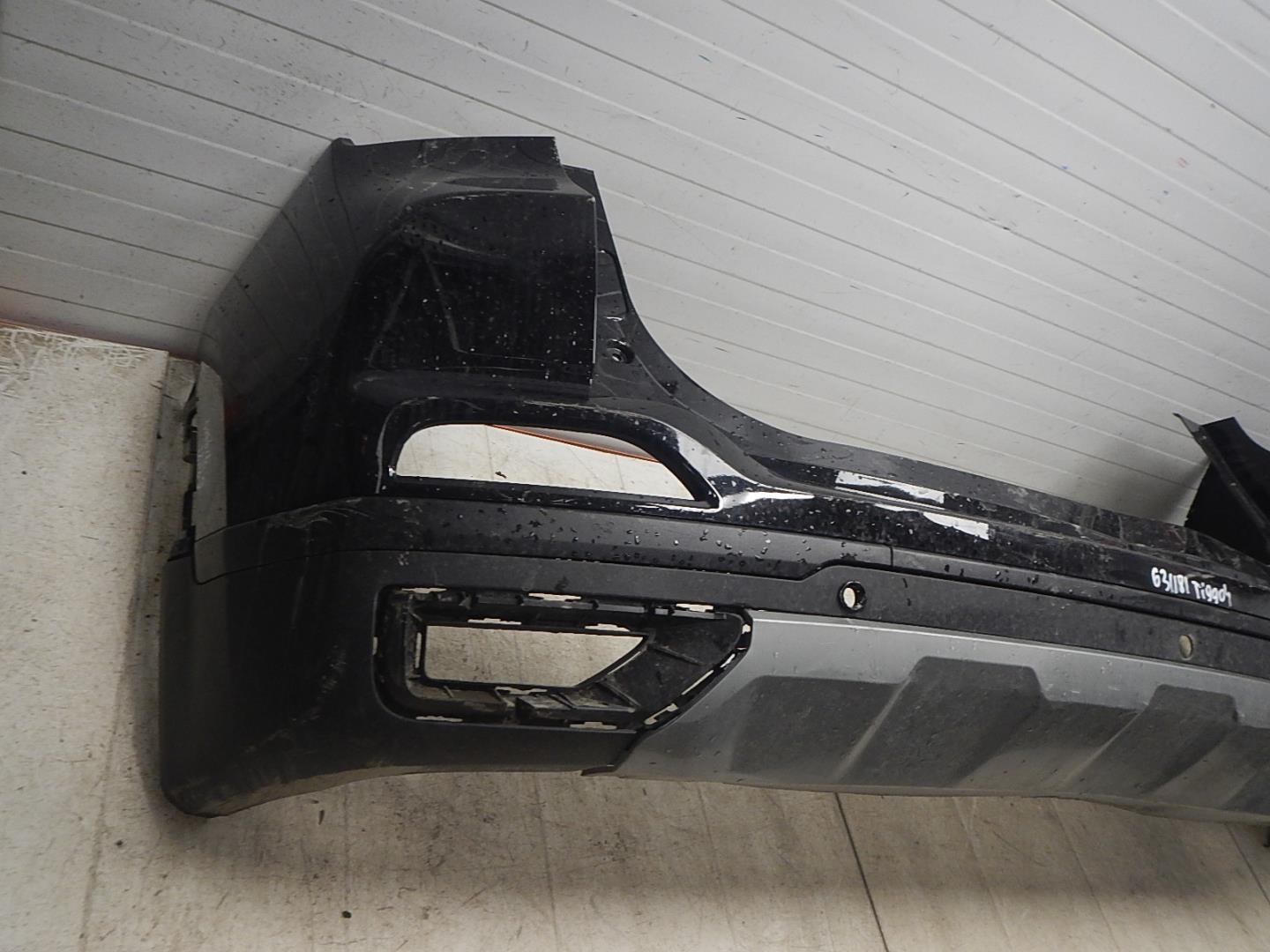 Бампер задний