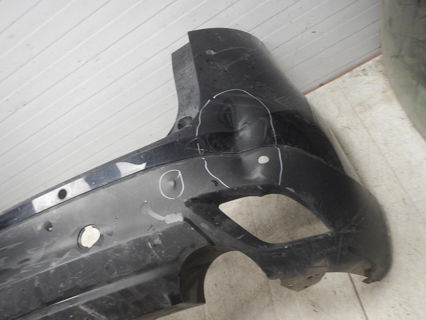 Бампер задний