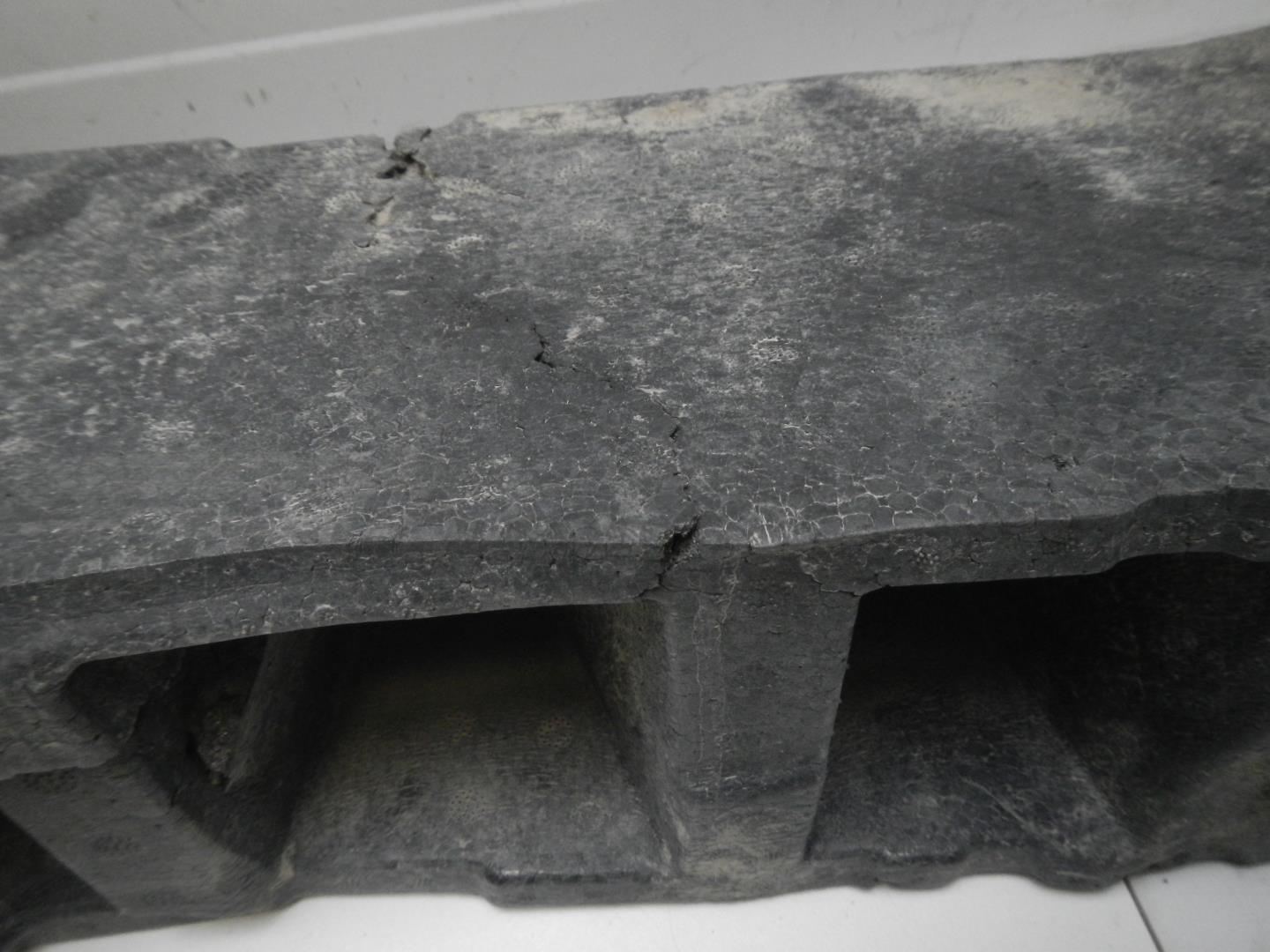 Наполнитель переднего бампера