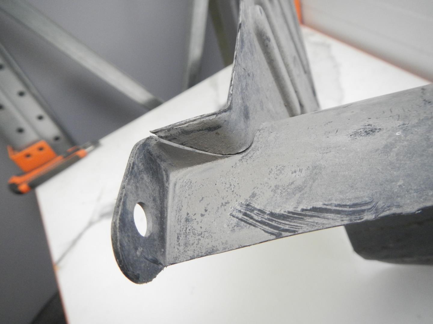 Локер передний правый