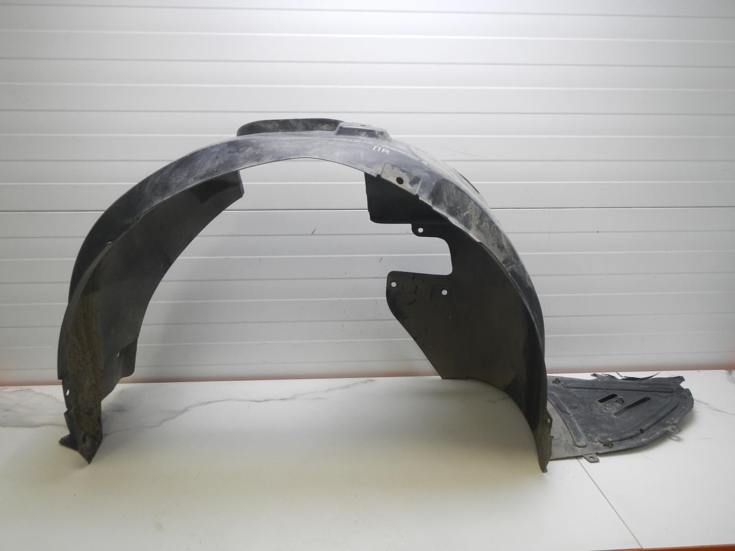 Локер передний правый