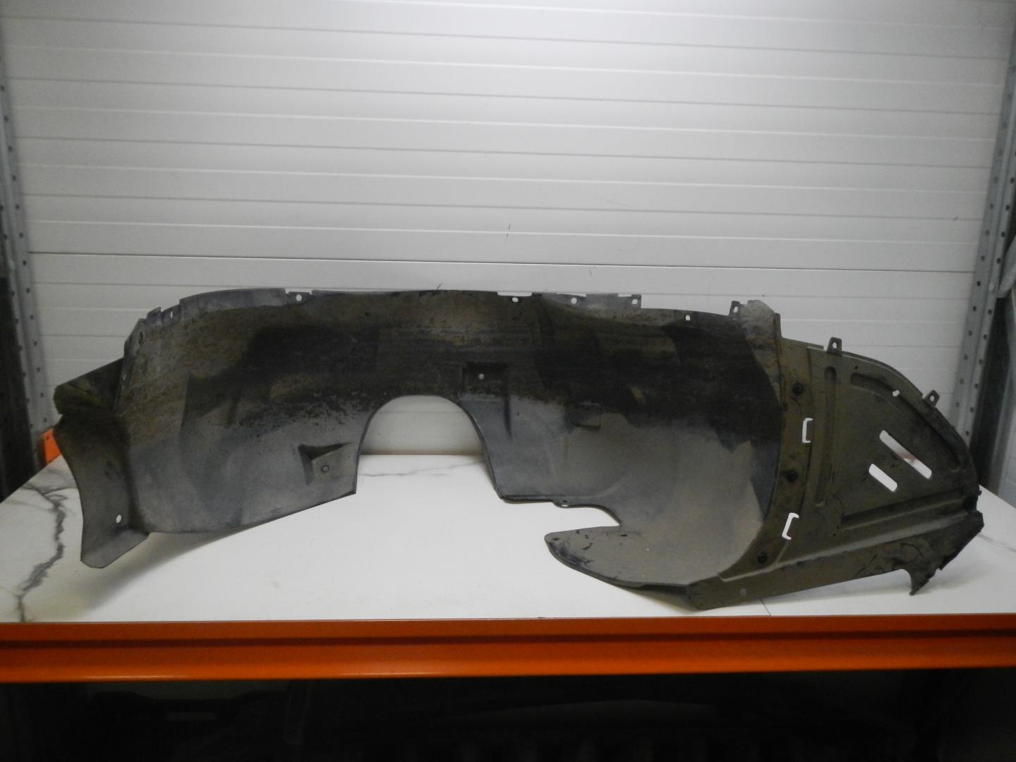 Локер передний правый