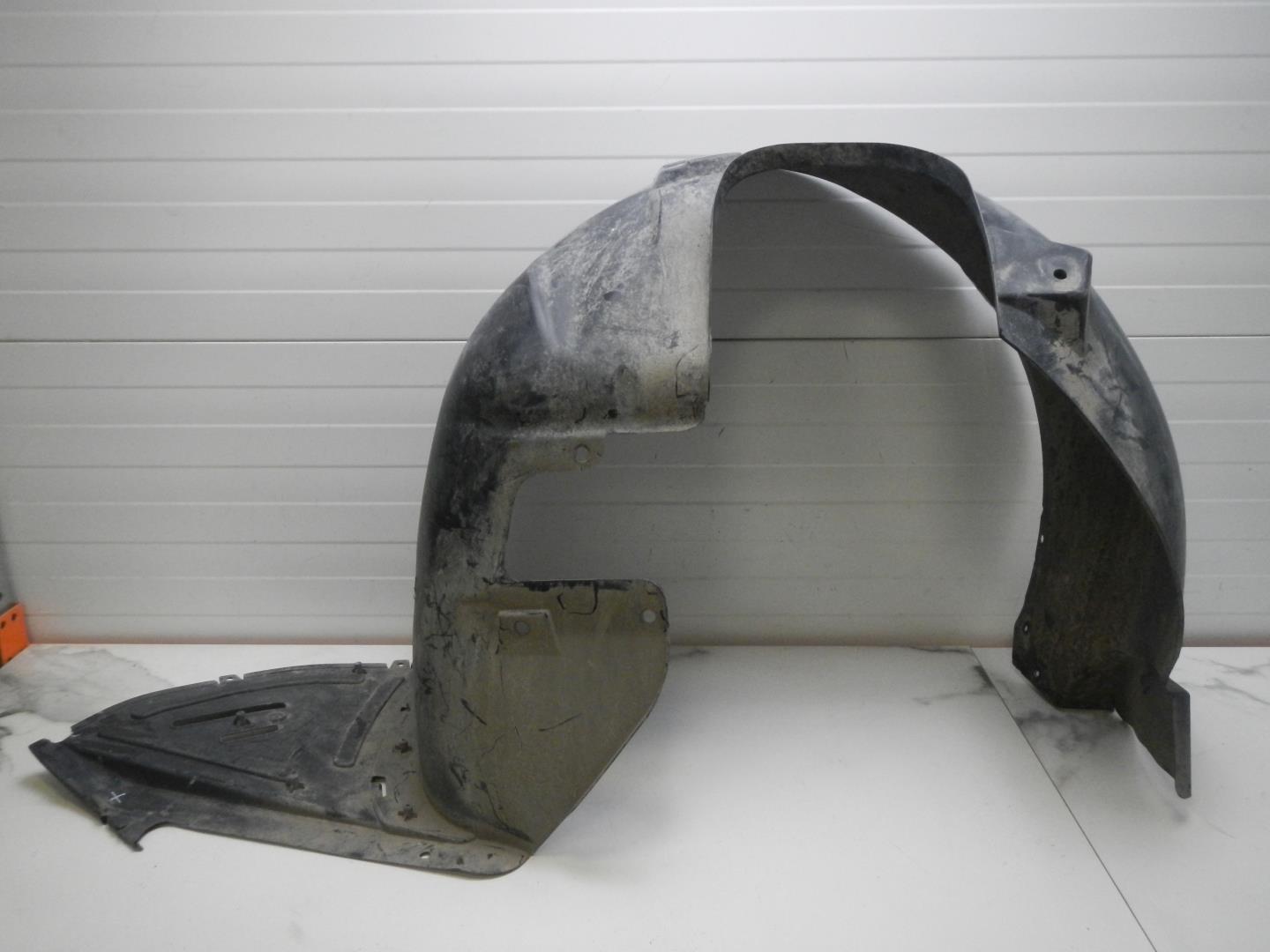 Локер передний правый