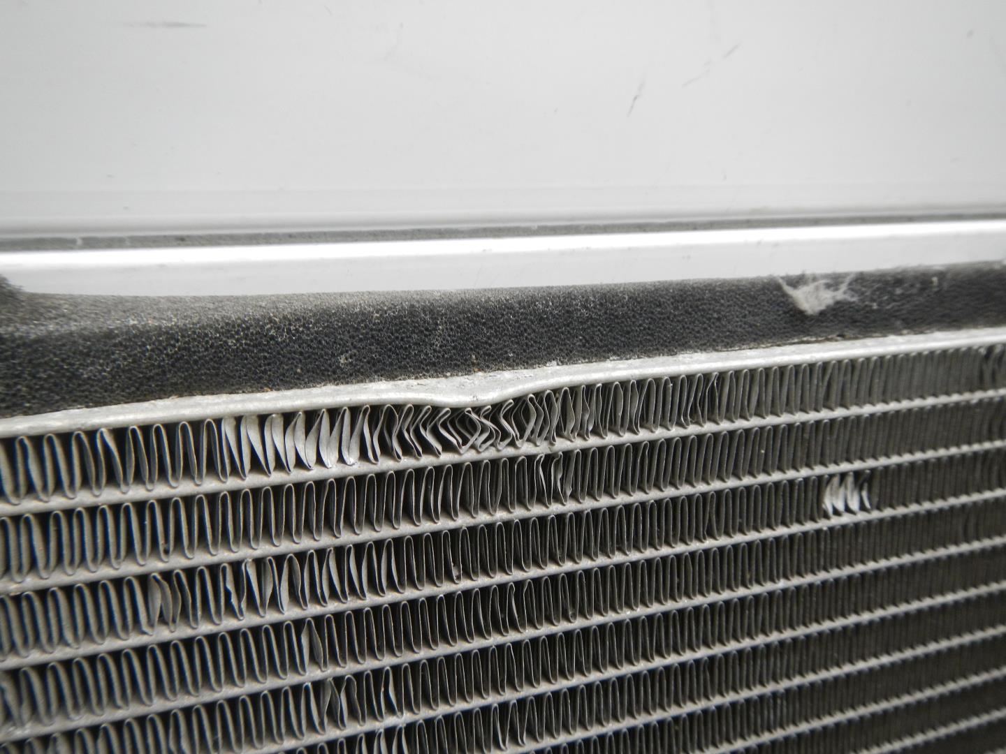 Радиатор кондиционера / конденсер