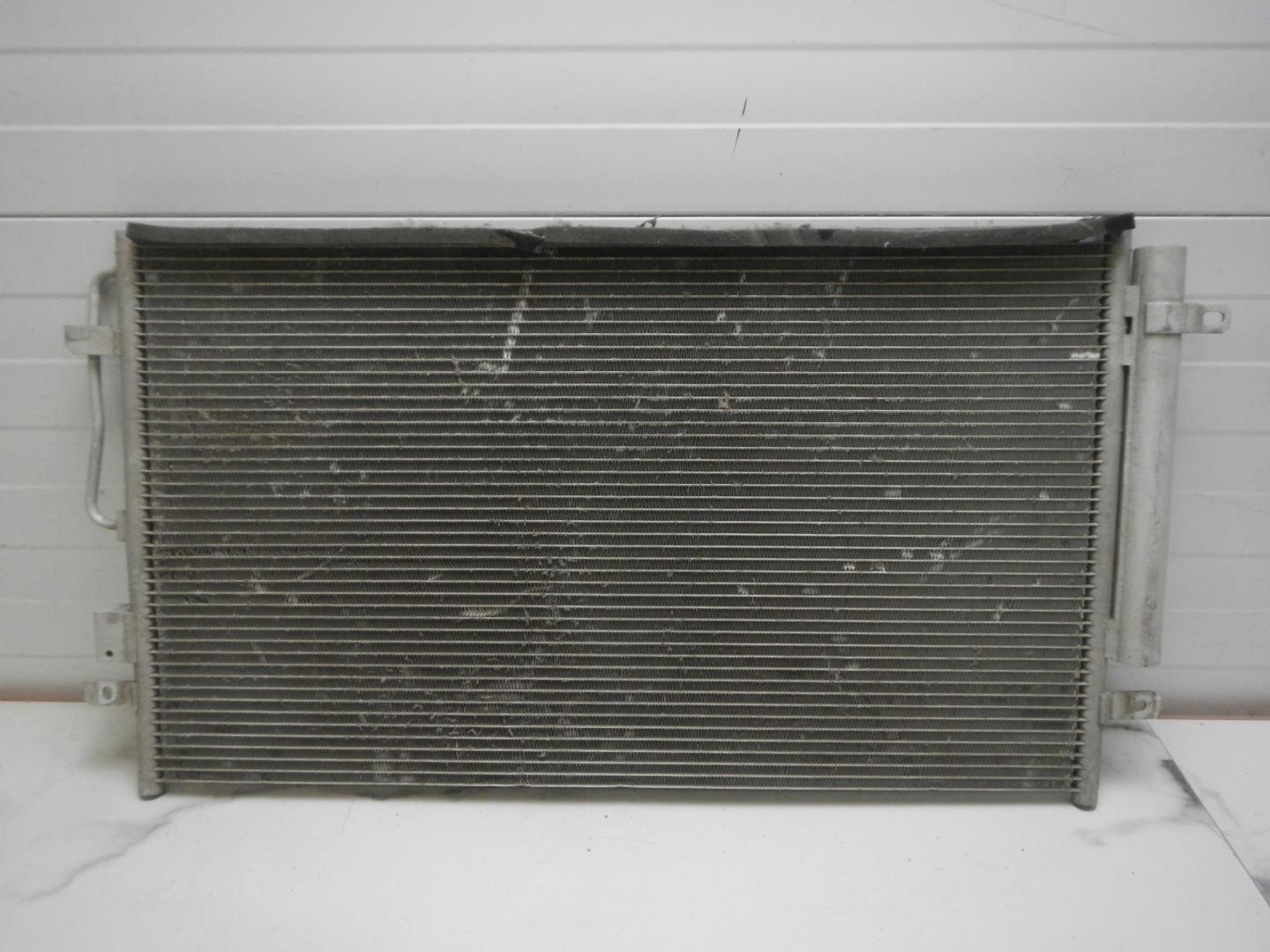 Радиатор кондиционера / конденсер