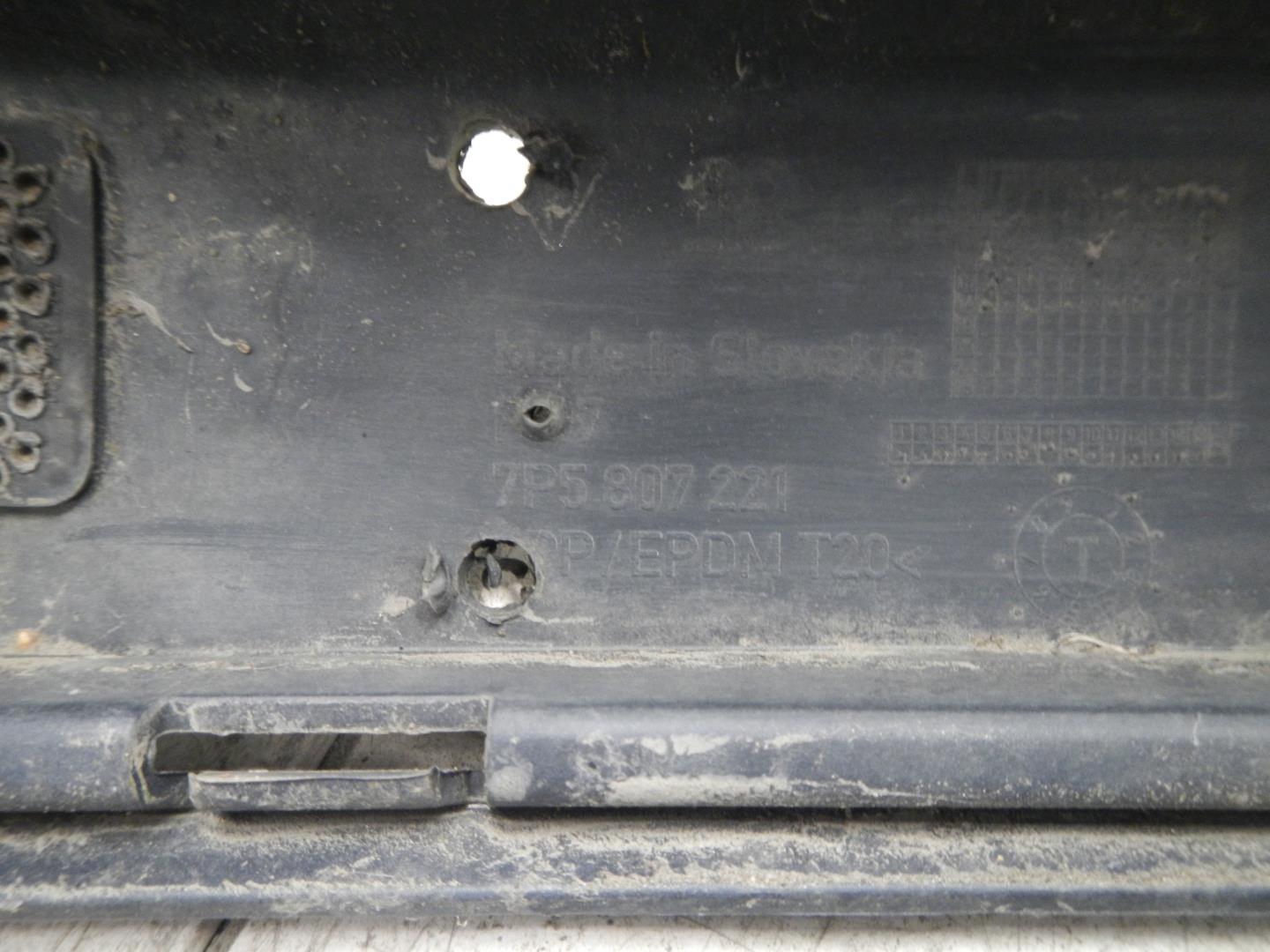 Бампер передний