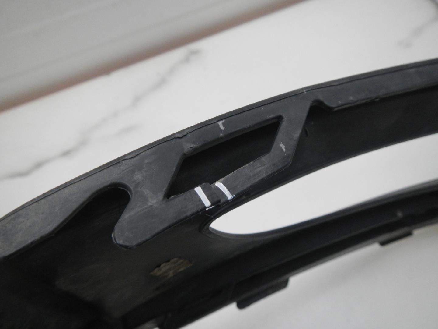 Решетка в бампер левая